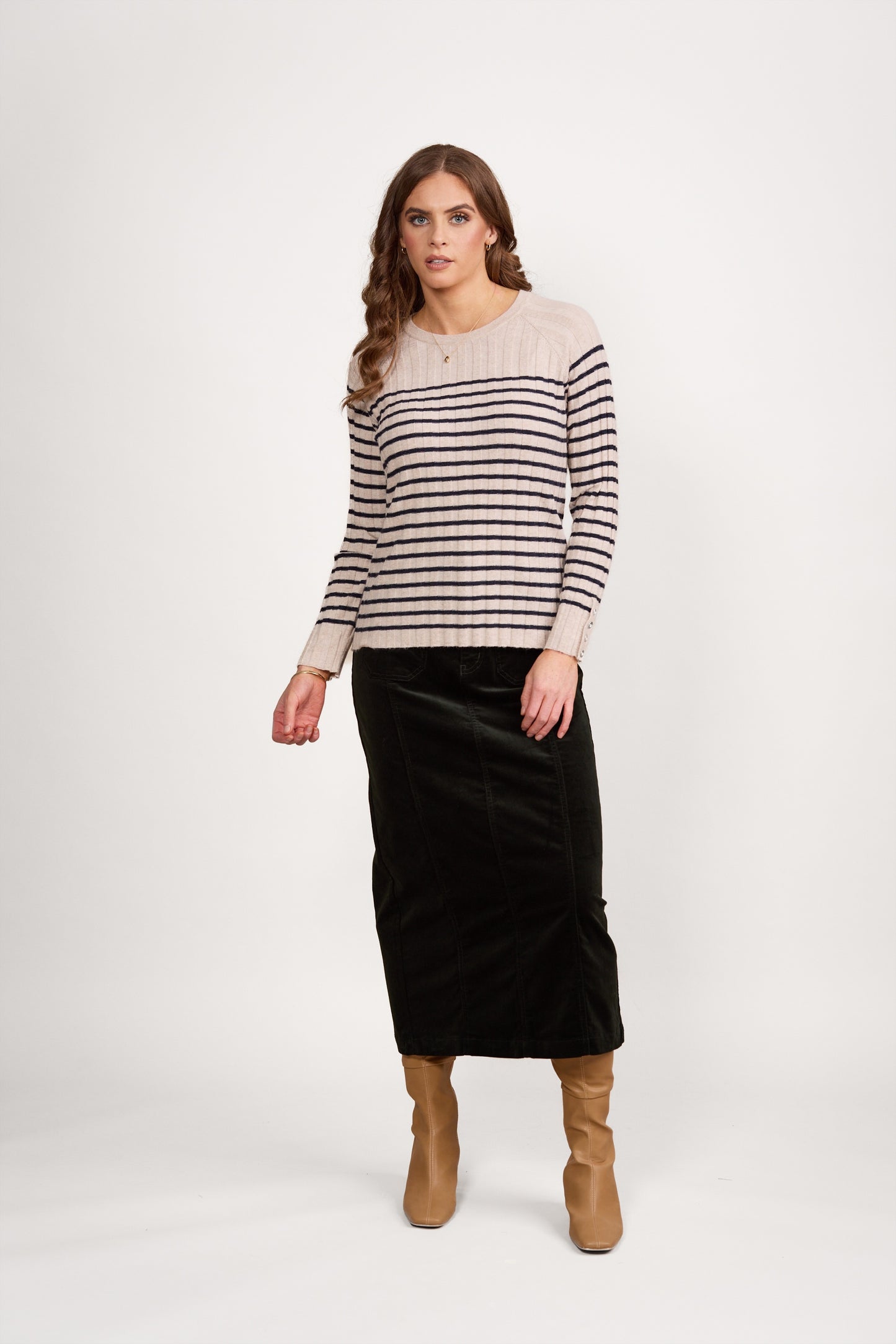 Vassalli - Round Neck Ribbed Knit Jumper | Oalmeal 1071
