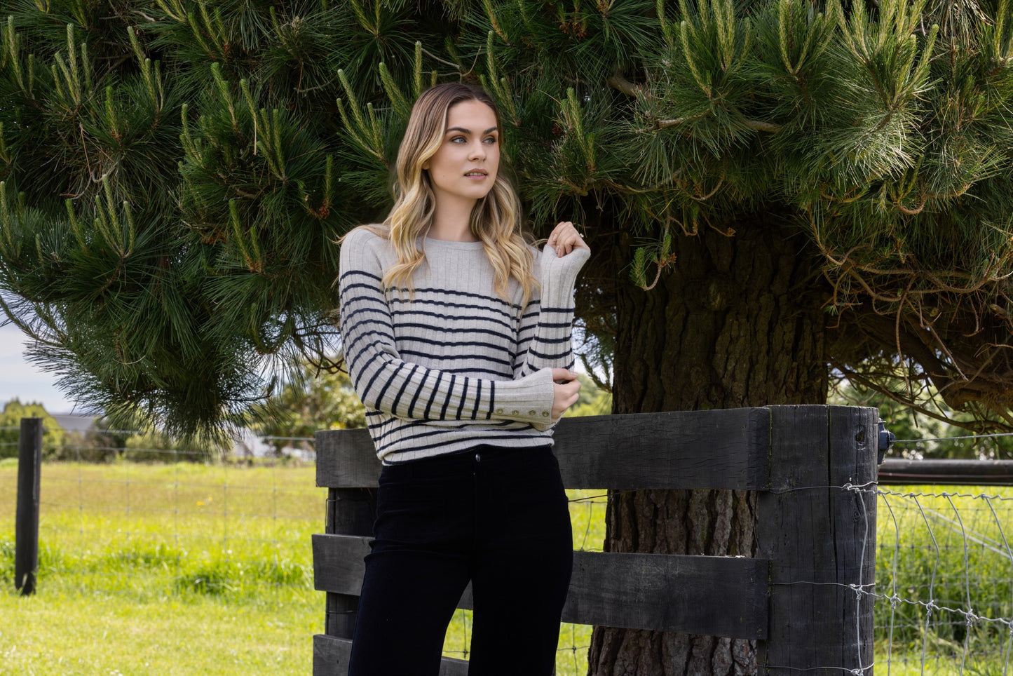 Vassalli - Round Neck Ribbed Knit Jumper | Oalmeal 1071