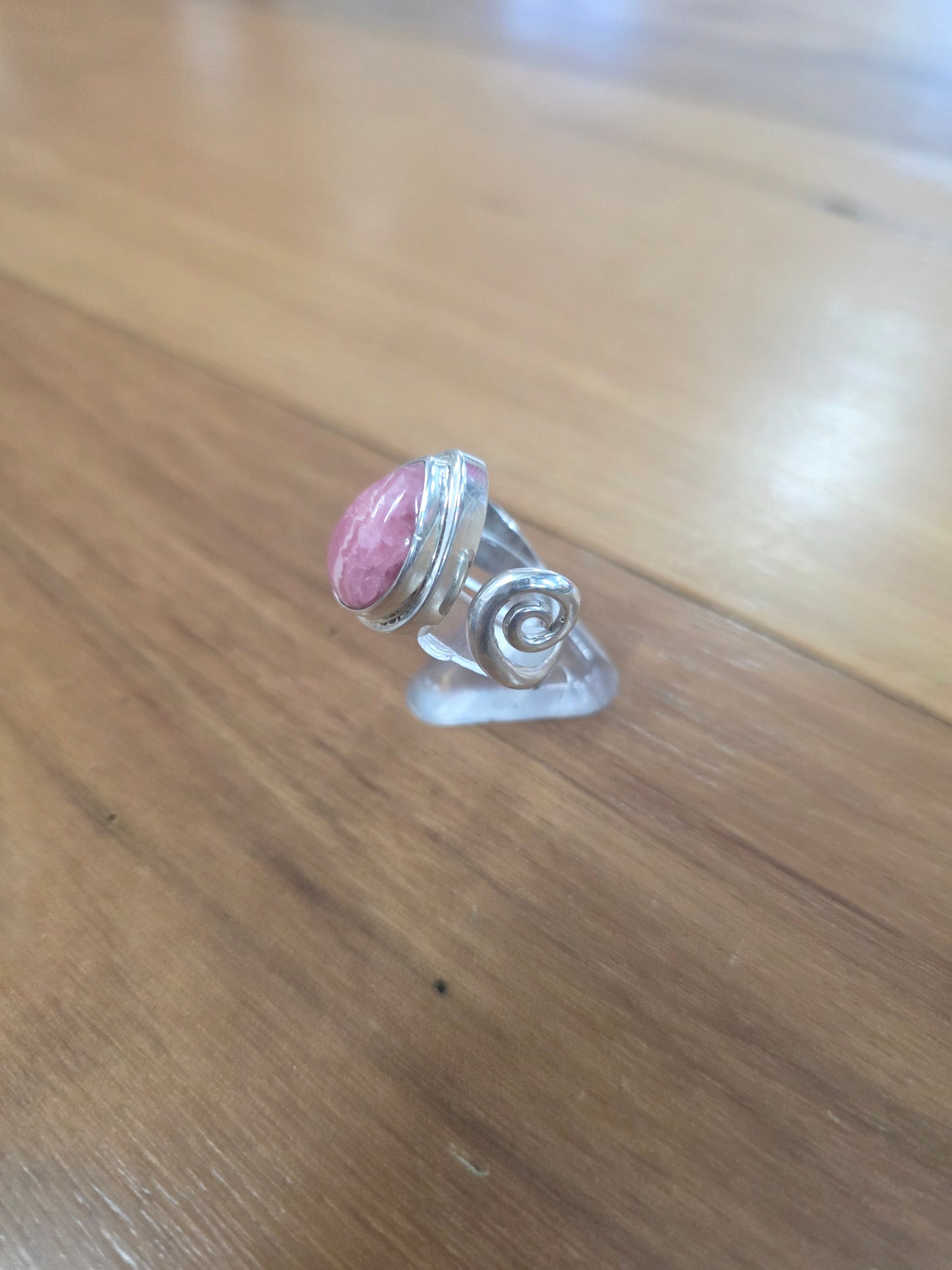 The Merchant of Venus - Sterling Silver Teardrop Rhodochrosite Ring – Size 8