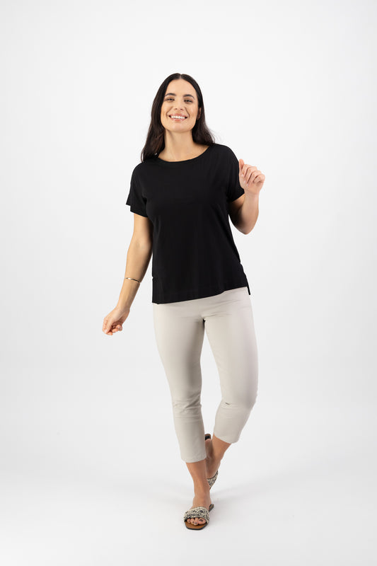 Vassalli - Drop Sleeve Top with Stepped Hem - Black | V4363