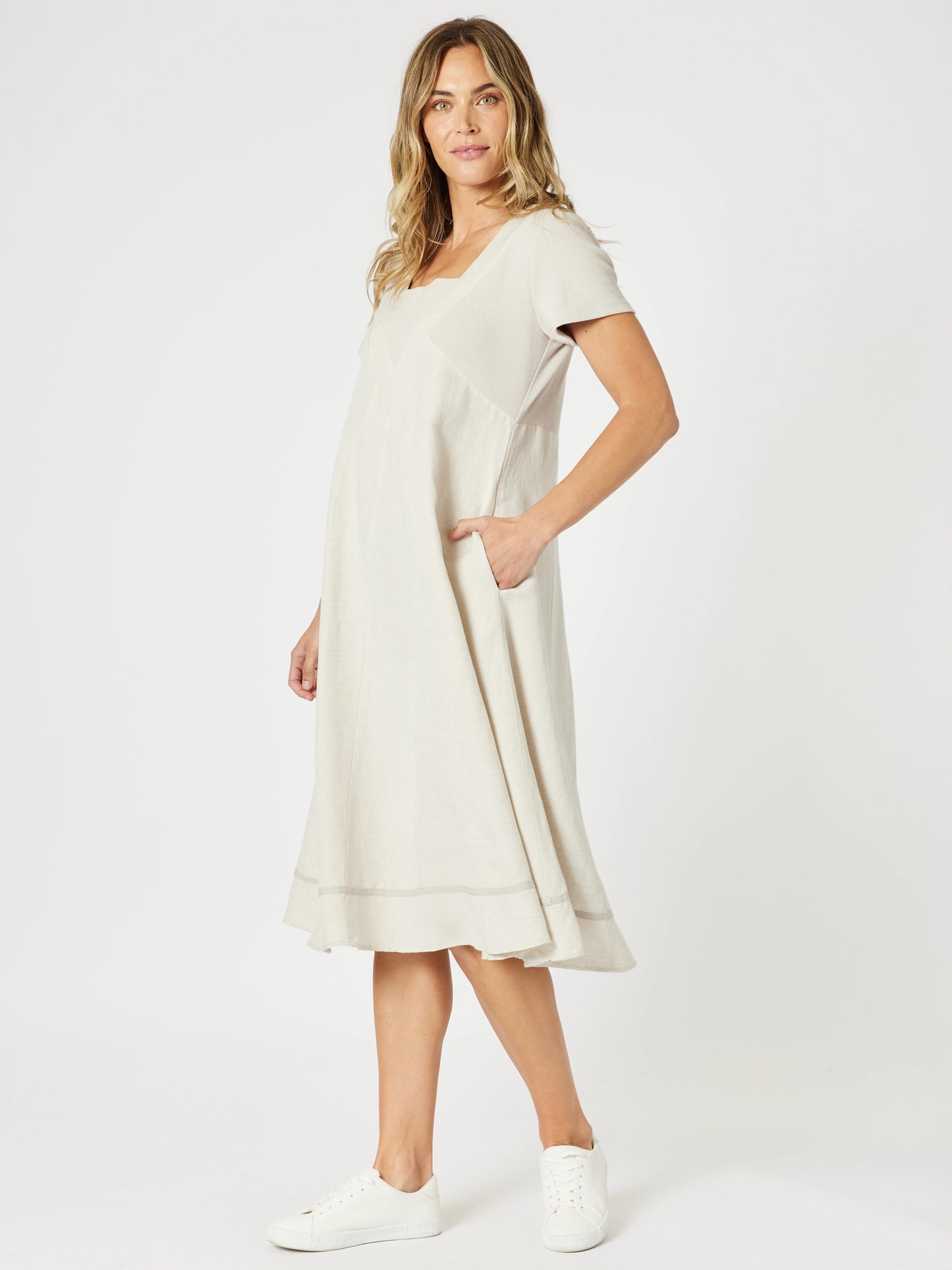 Gordon Smith - Lino Le Marais Dress 48107