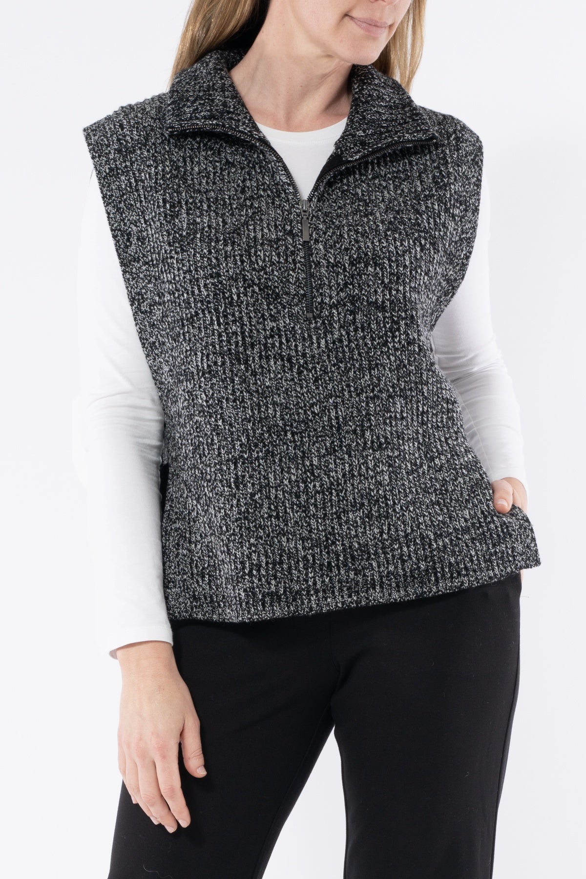 Jump - Zip Neck Vest Black Mix | J1058A