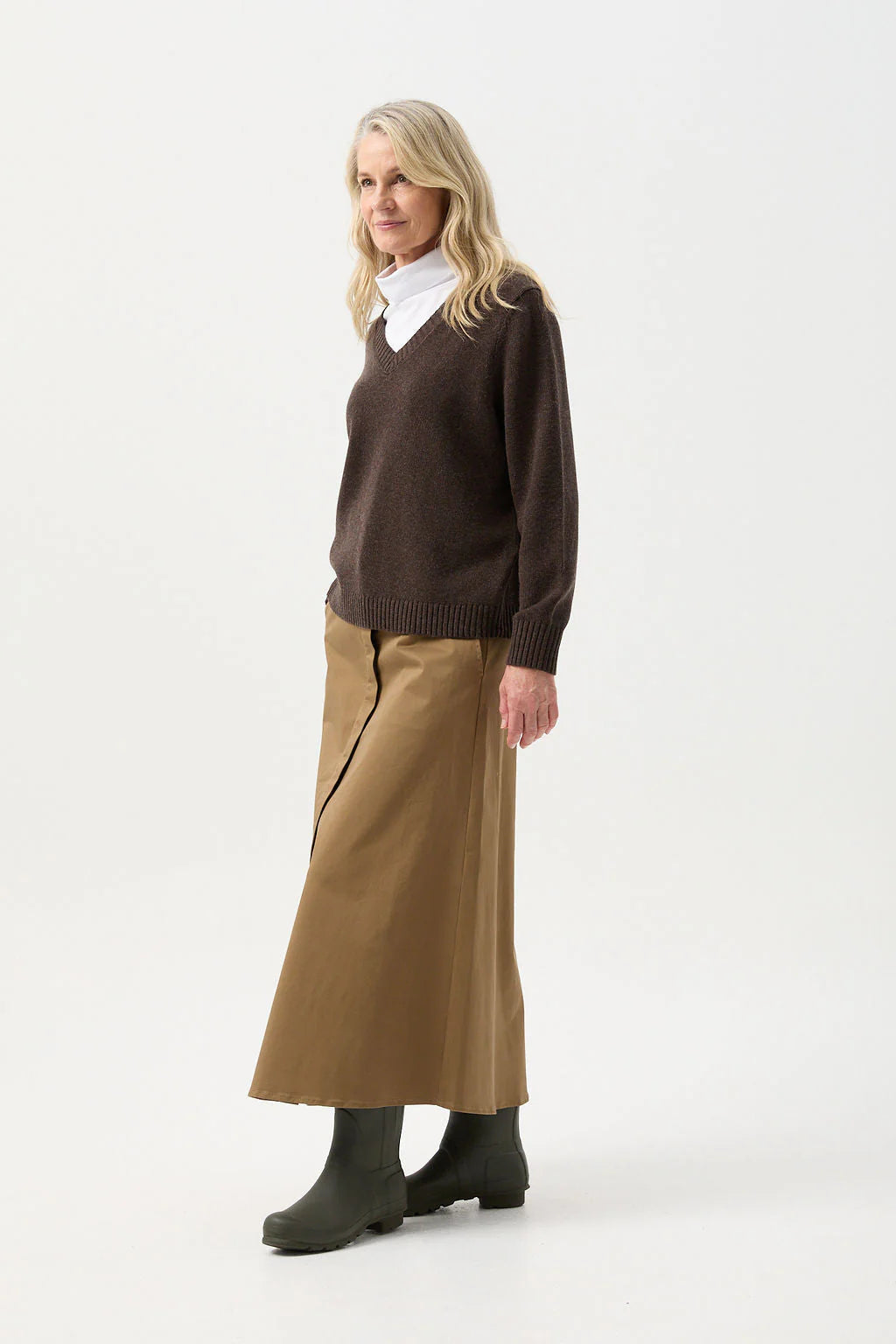 Goondiwindi Cotton - V Neck Knit 8223