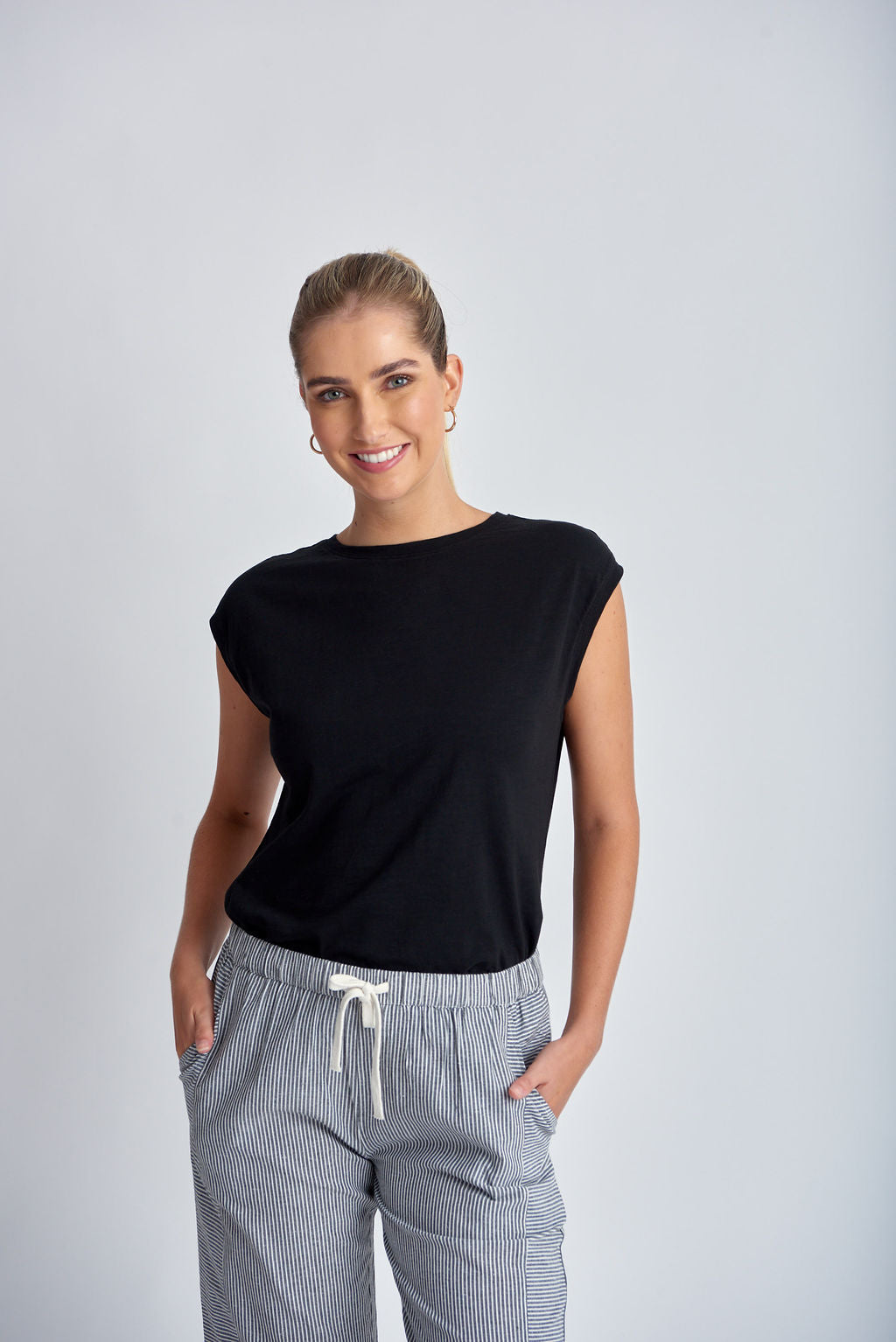 Cloth Paper Scissors - Sleeveless Tee Black | CPS1382