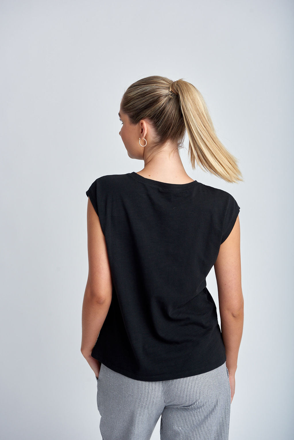 Cloth Paper Scissors - Sleeveless Tee Black | CPS1382