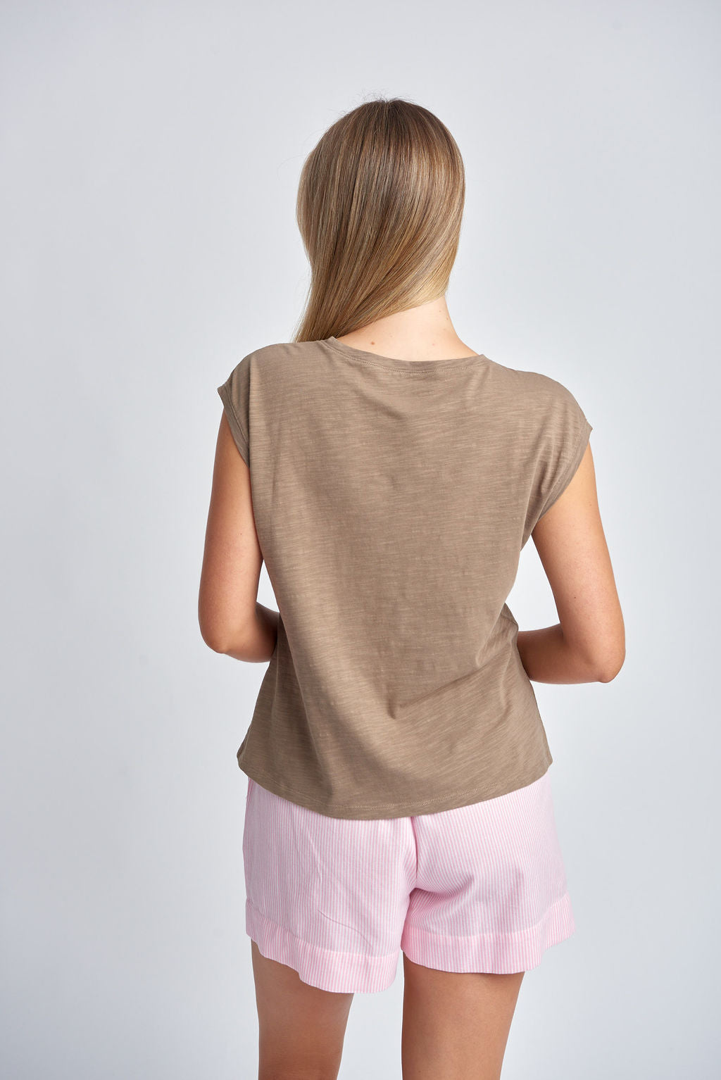 Cloth Paper Scissors - Sleeveless Tee Twig | CPS1382