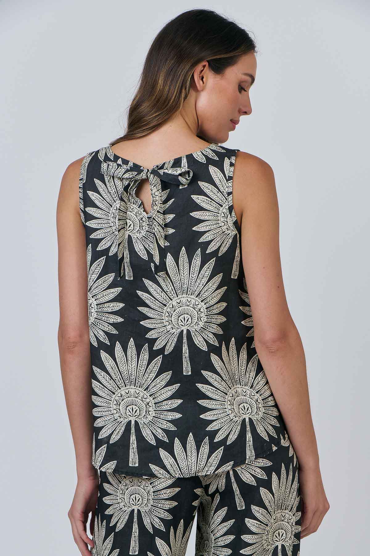 Naturals - Linen Sleeveless Palm Print Top / GA506