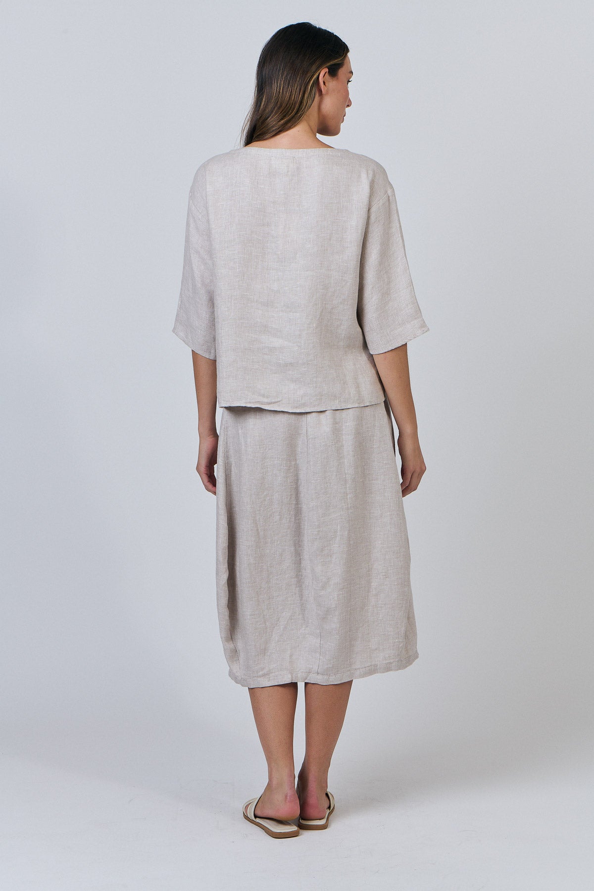 Naturals – Soft Linen Pullover Top / Dune GA584