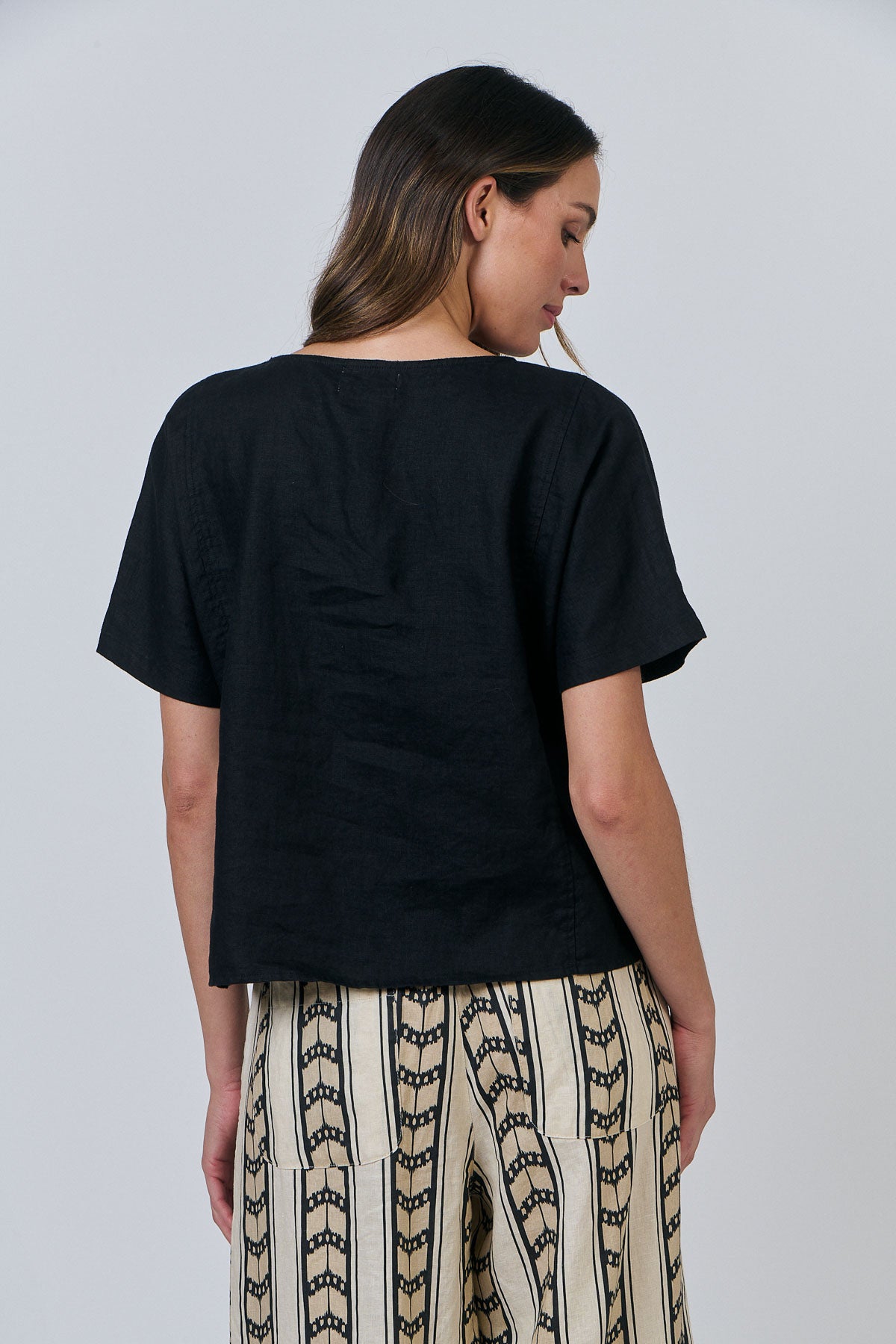 Naturals - Linen Minimalist Blouse GA587