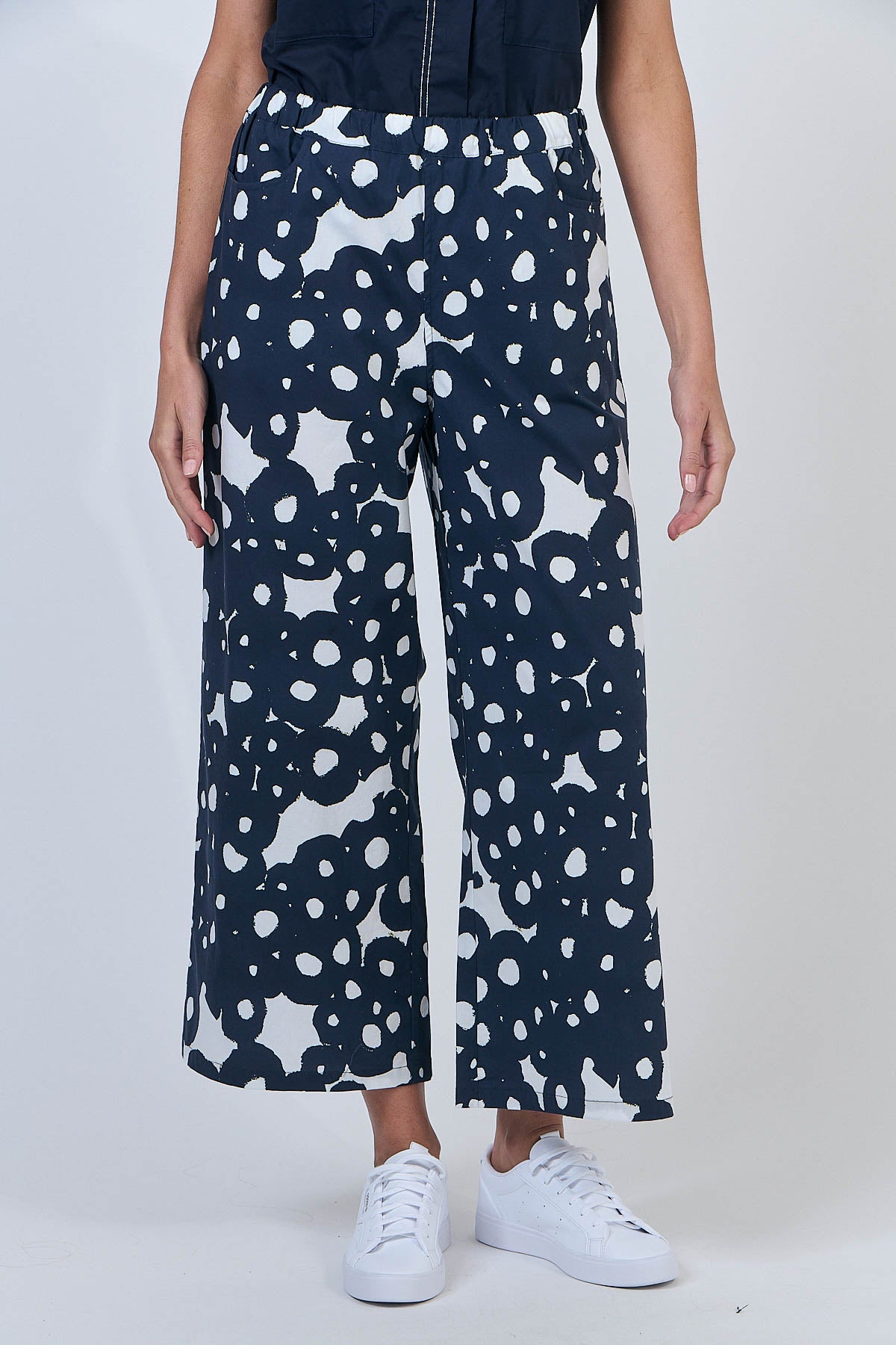 Naturals - Cotton Stretch Cropped Trouser GA637