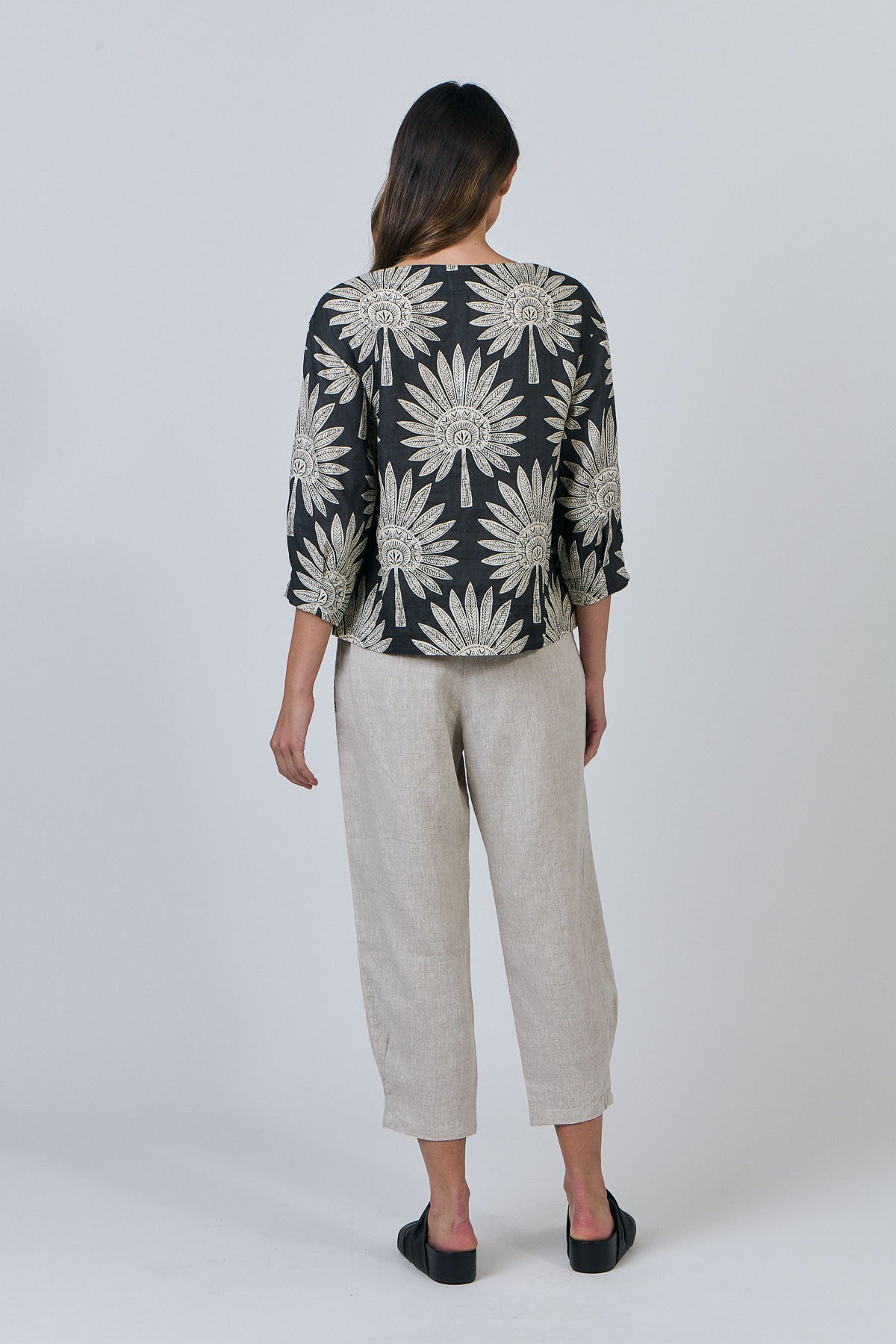 Naturals – Linen Top / Date Palm GA641