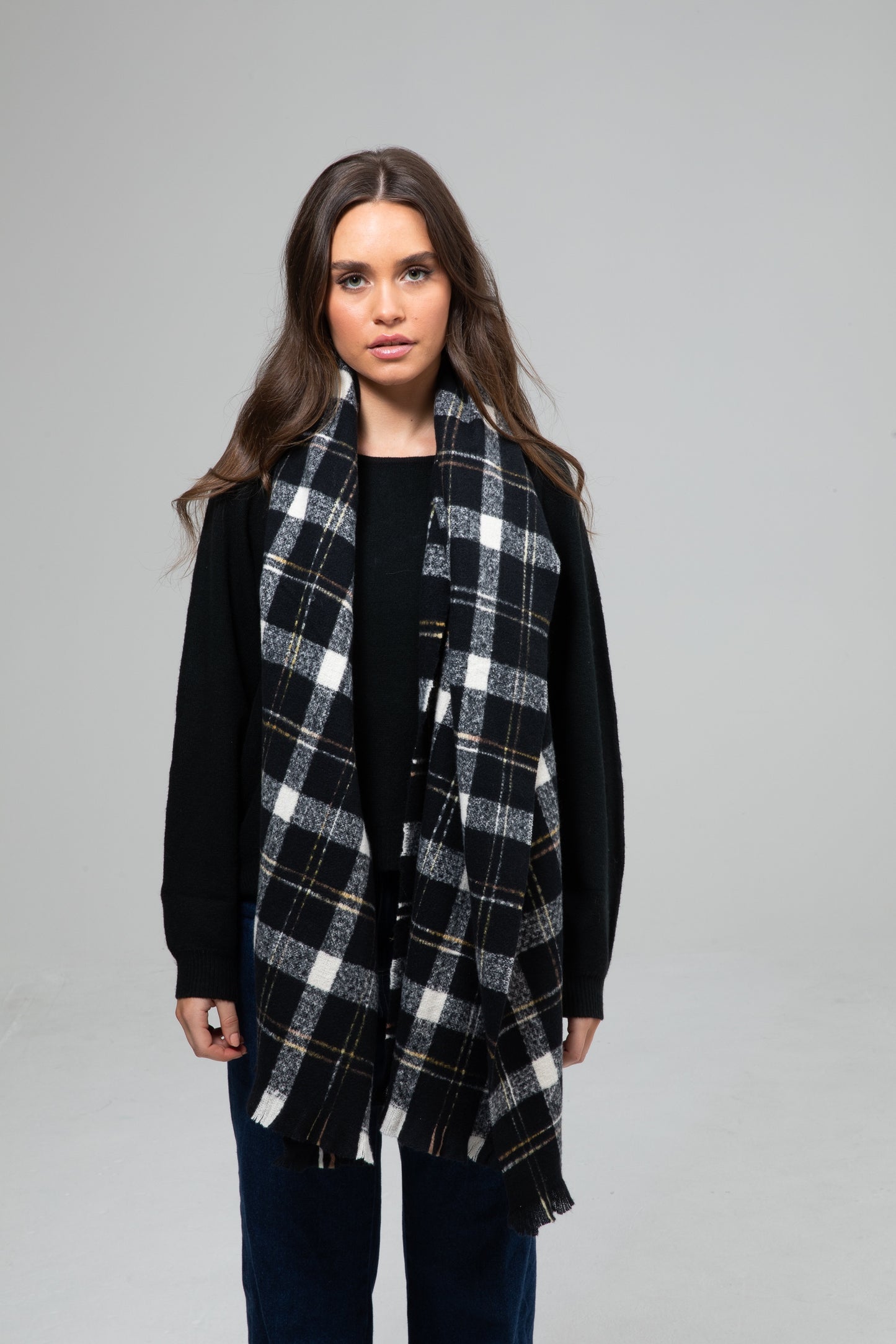 Holiday - Josie Scarf | Black HA25020