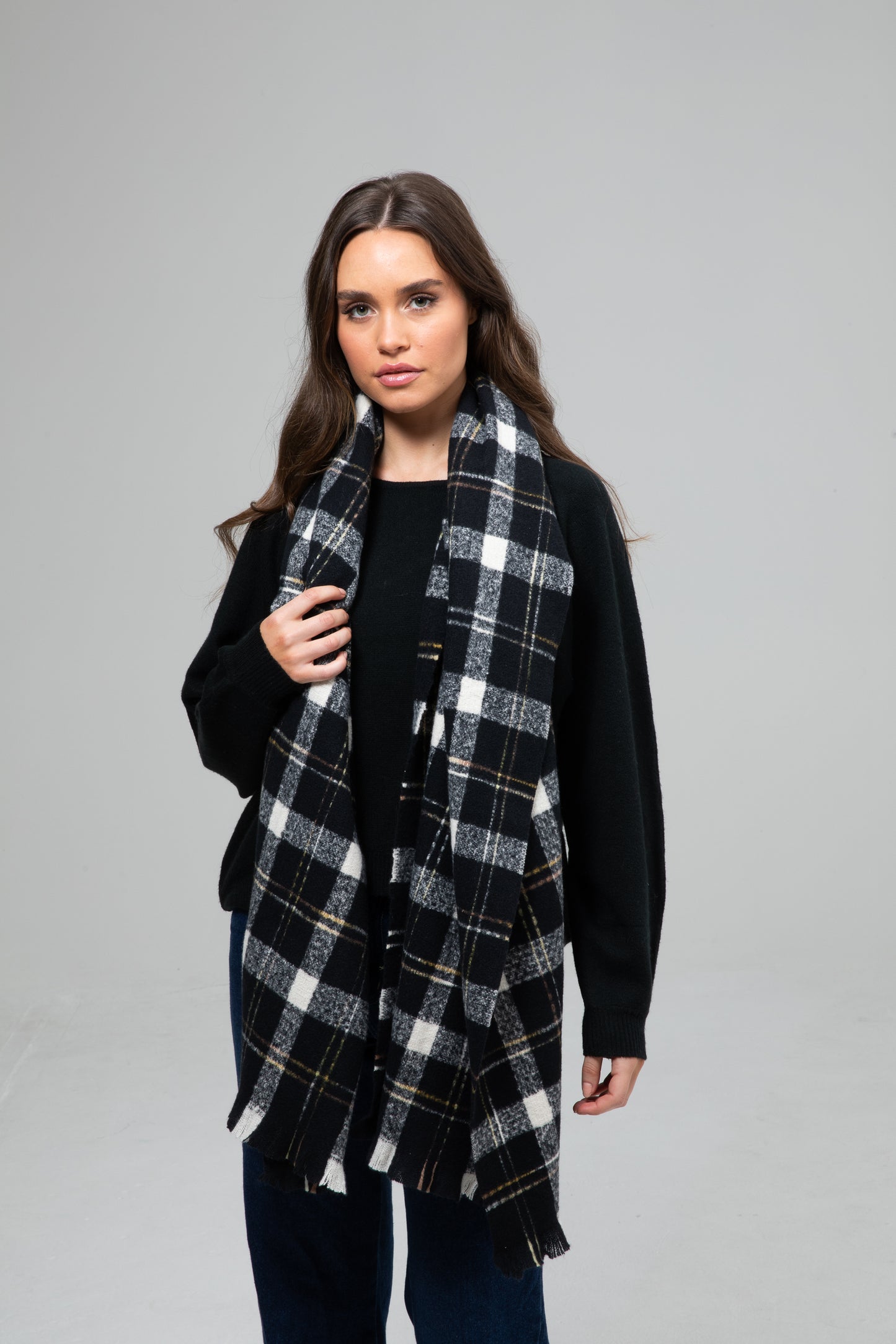 Holiday - Josie Scarf | Black HA25020