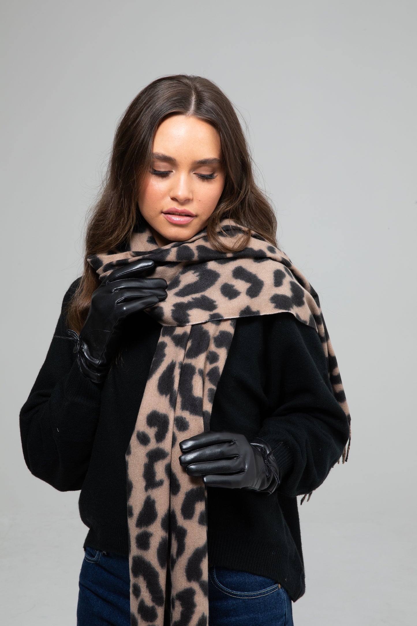 Holiday - Isabelle Scarf | Taupe HA25095