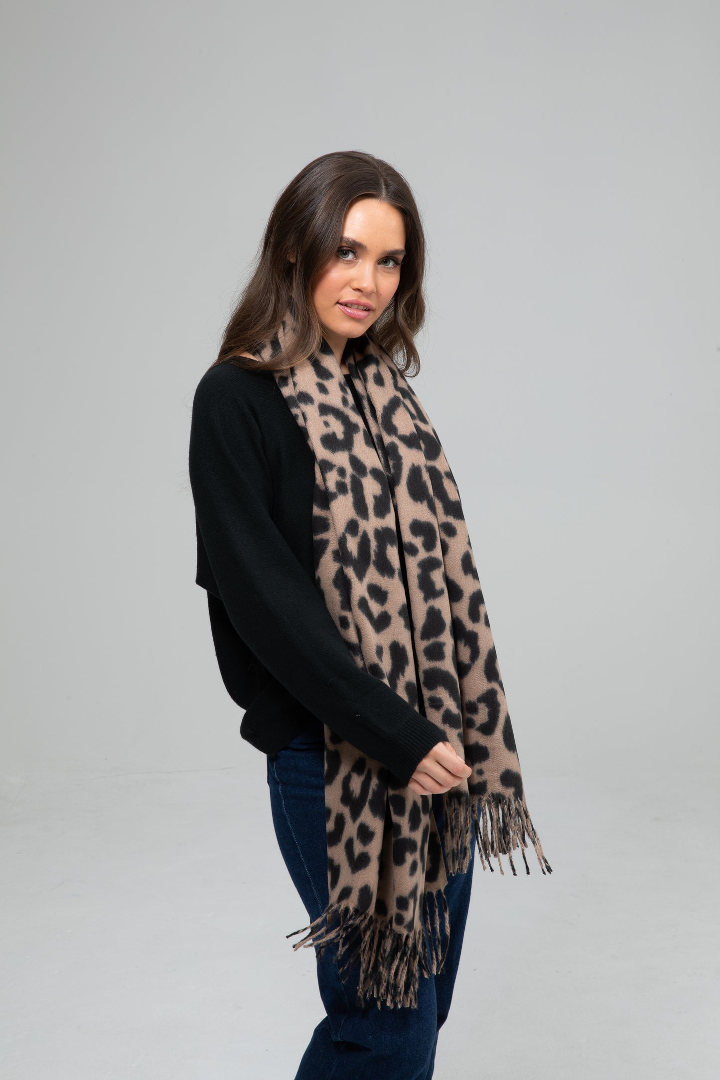 Holiday - Isabelle Scarf | Taupe HA25095