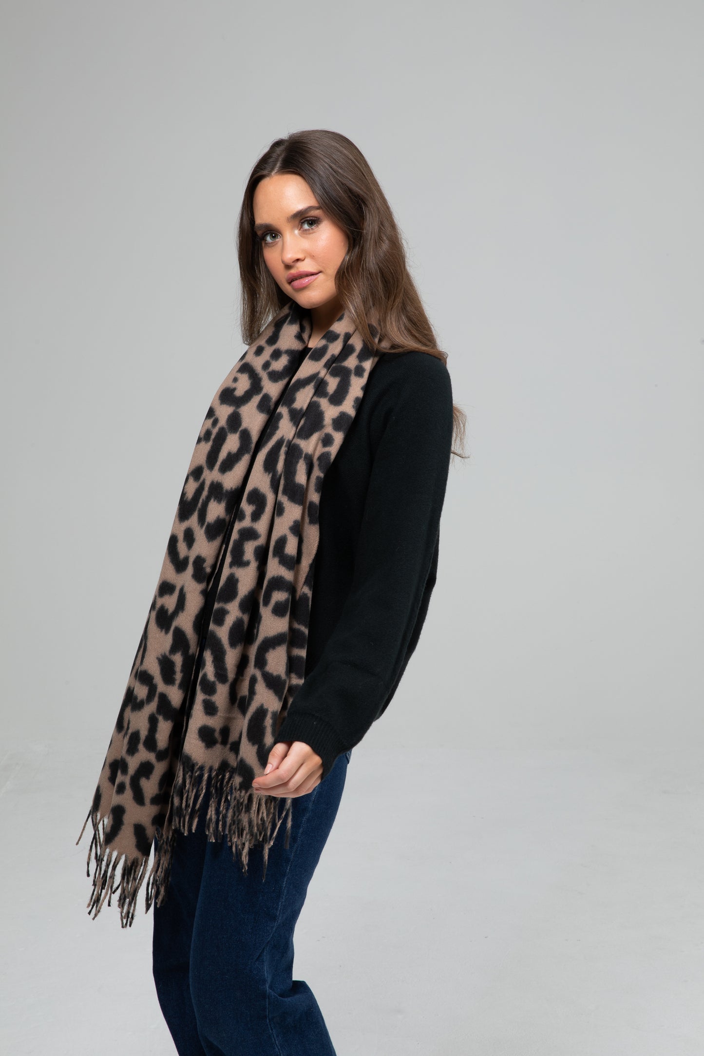 Holiday - Isabelle Scarf | Taupe HA25095