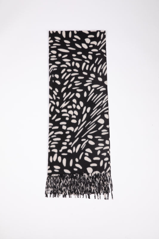 Holiday - Greta Scarf | Black HA25105