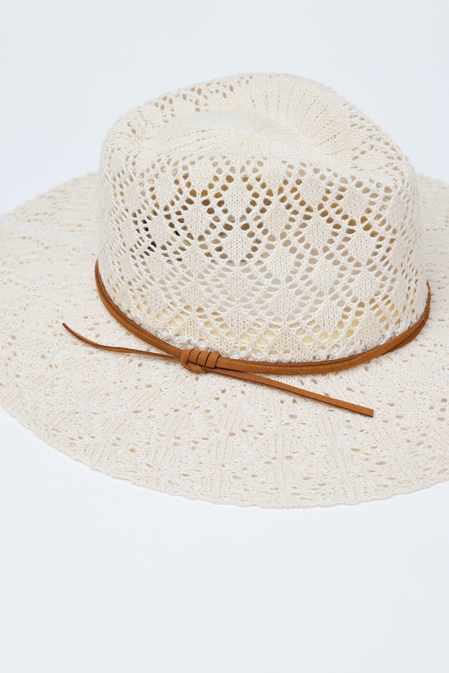 Holiday - Wildside Rancher - Milk HA25232