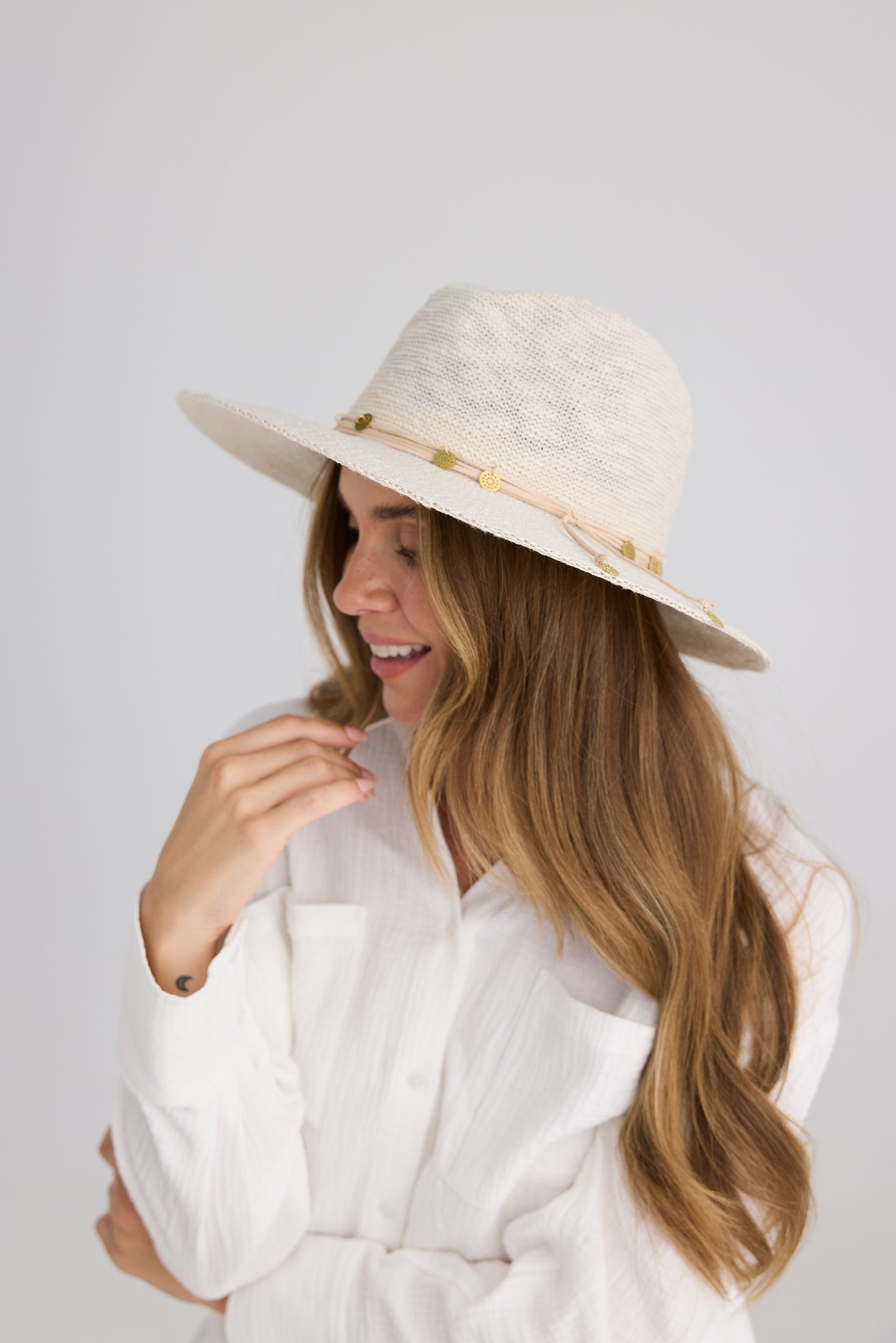 Holiday - Elise Hat - Beige HA25235