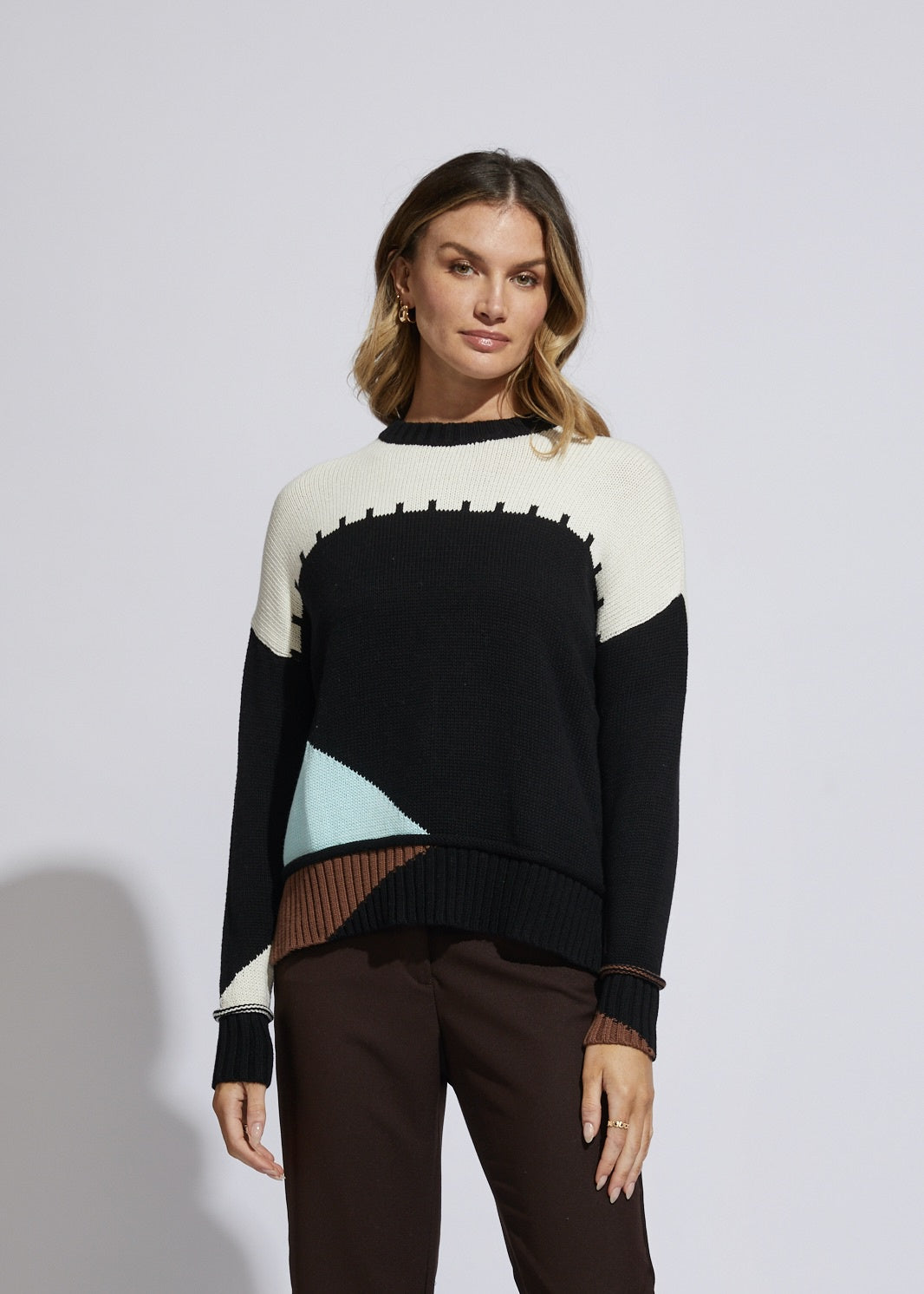 LD & CO - Intarsia Trim Jumper Black | LC6176