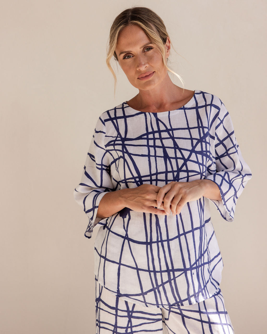 See Saw - 100% Linen 3/4 Sleeve Top SS402D/W