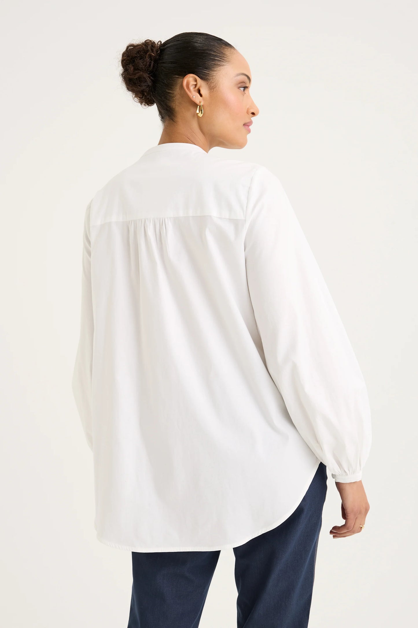 Yarra Trail - Mantle Top | YTWN4244