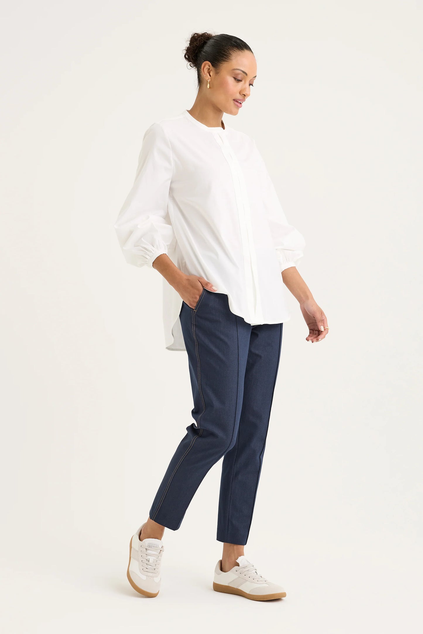 Yarra Trail - Mantle Top | YTWN4244