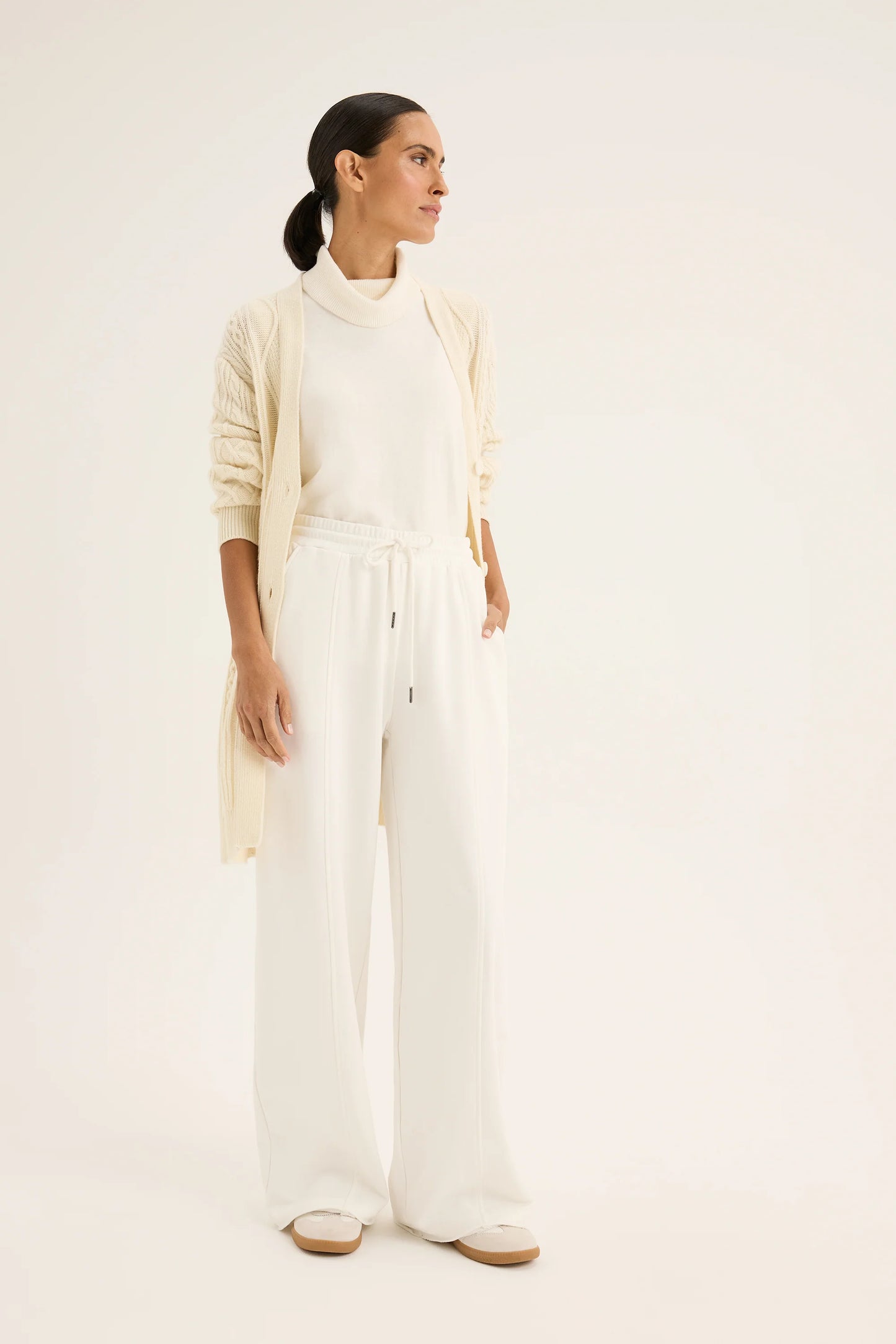 Yarra Trail - Cable Cardigan | YTWN7693