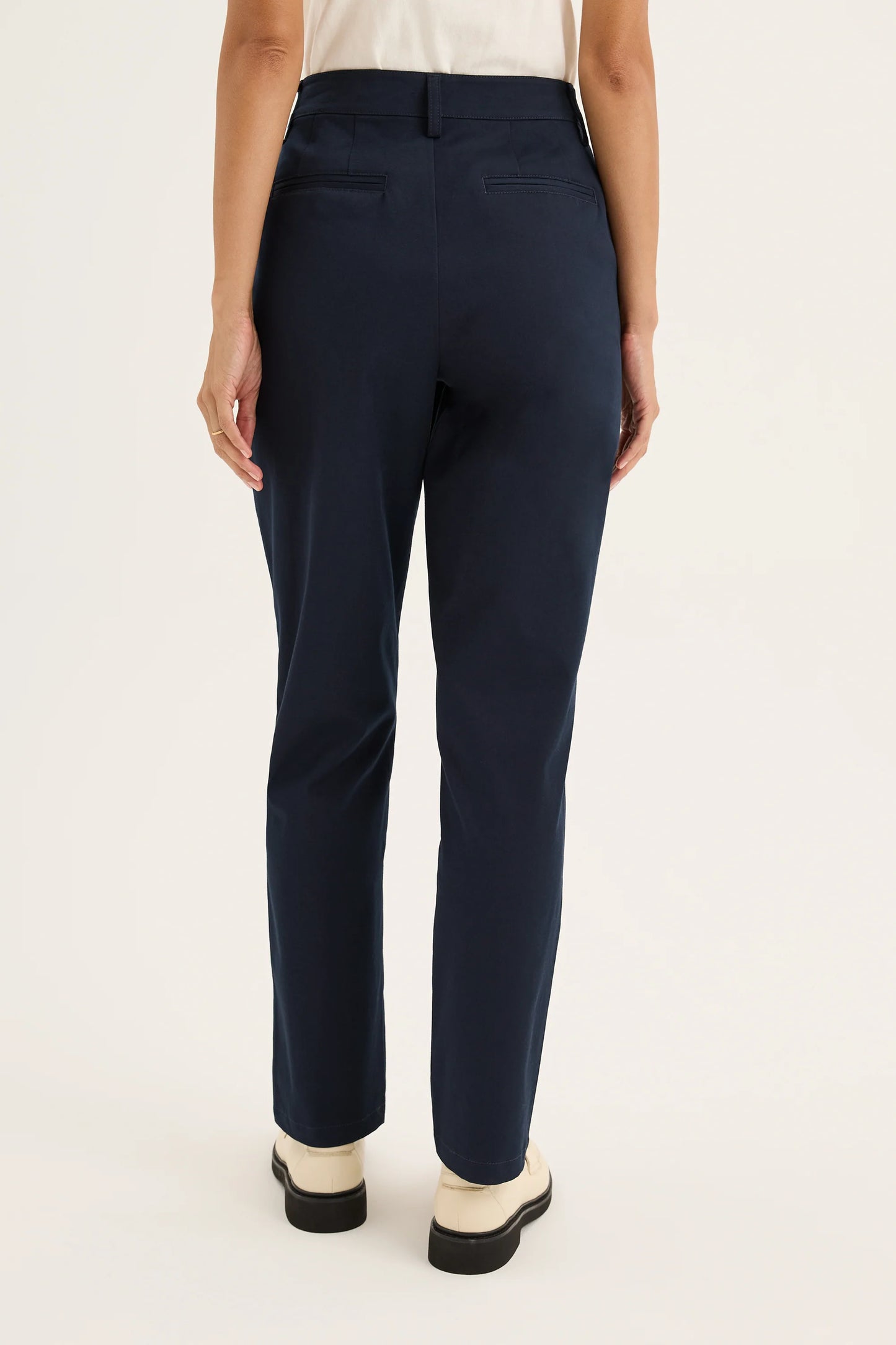 Yarra Trail - Nova Classic Chino | YTWN8972