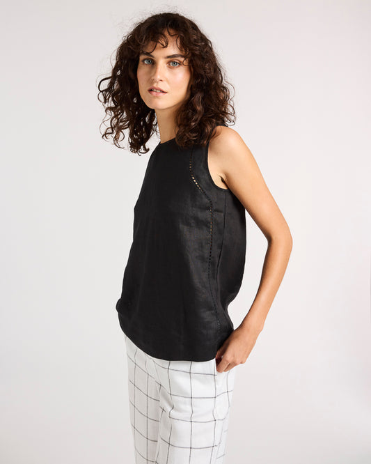 Yarra Trail - Carina Tank Black | YT25S4192