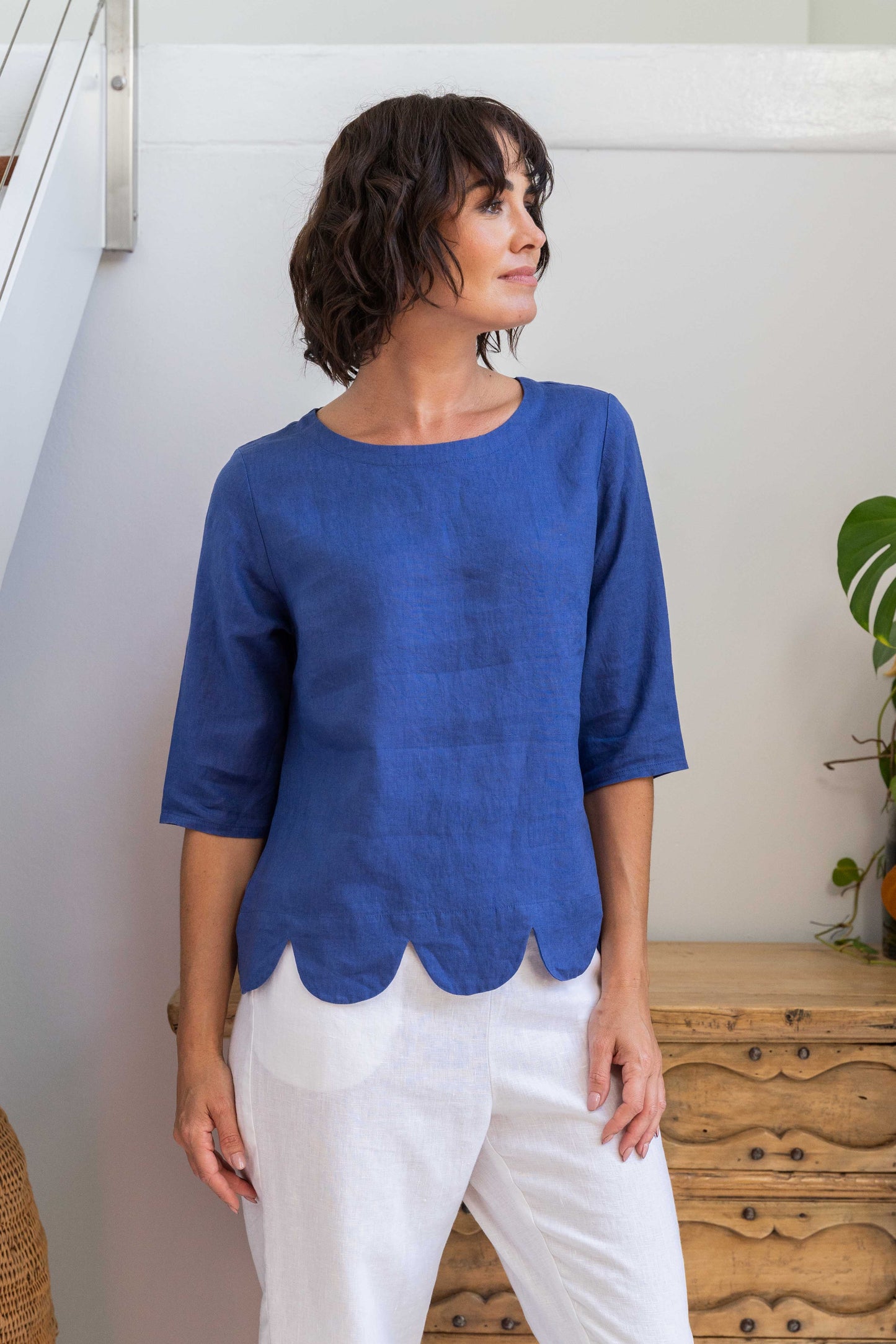 See Saw - 100% Linen SS Scallop Hem Top SS336D