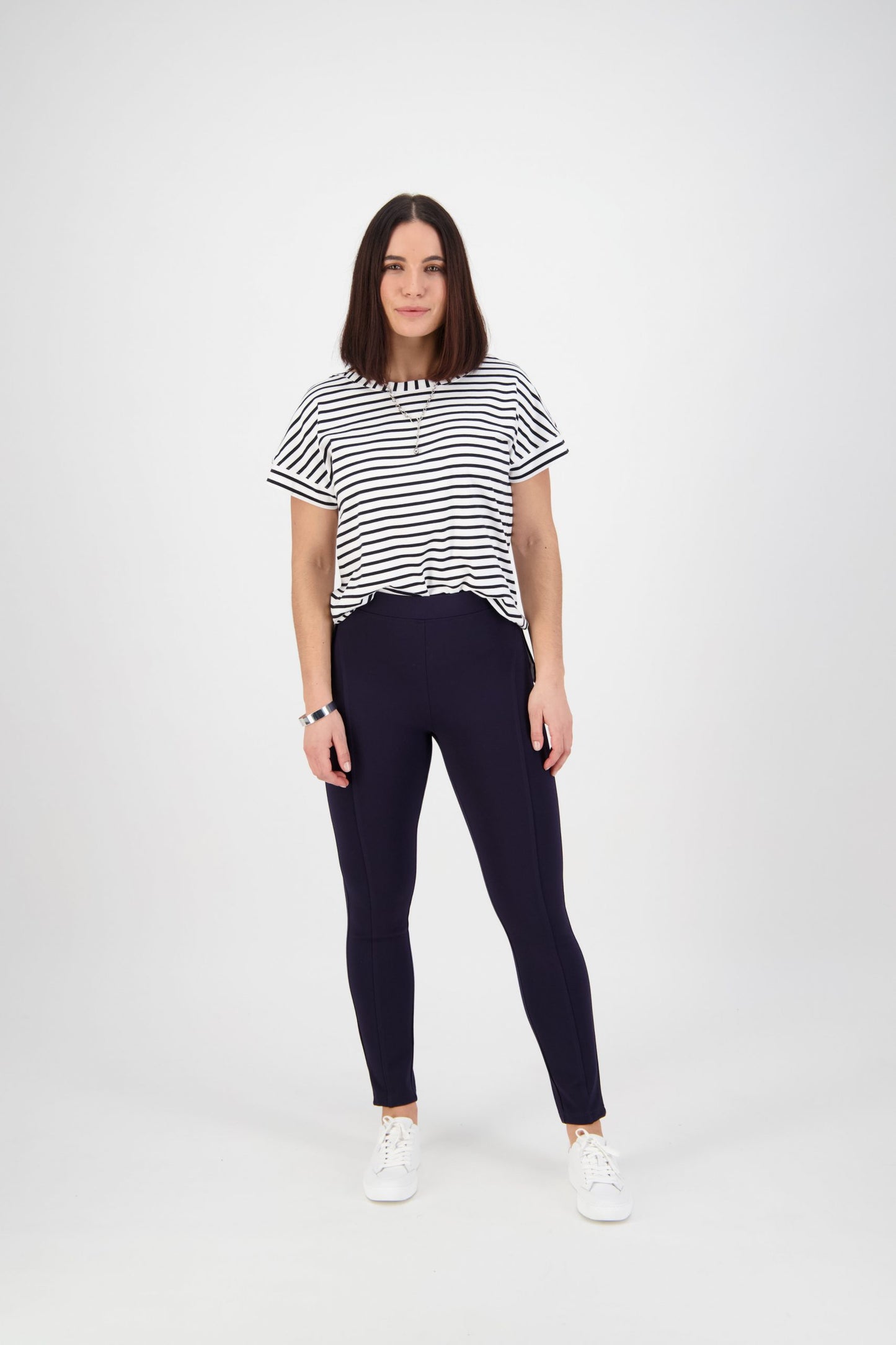 Vassalli Skinny Leg Ankle Grazer Ponti Pull On Navy | V12105