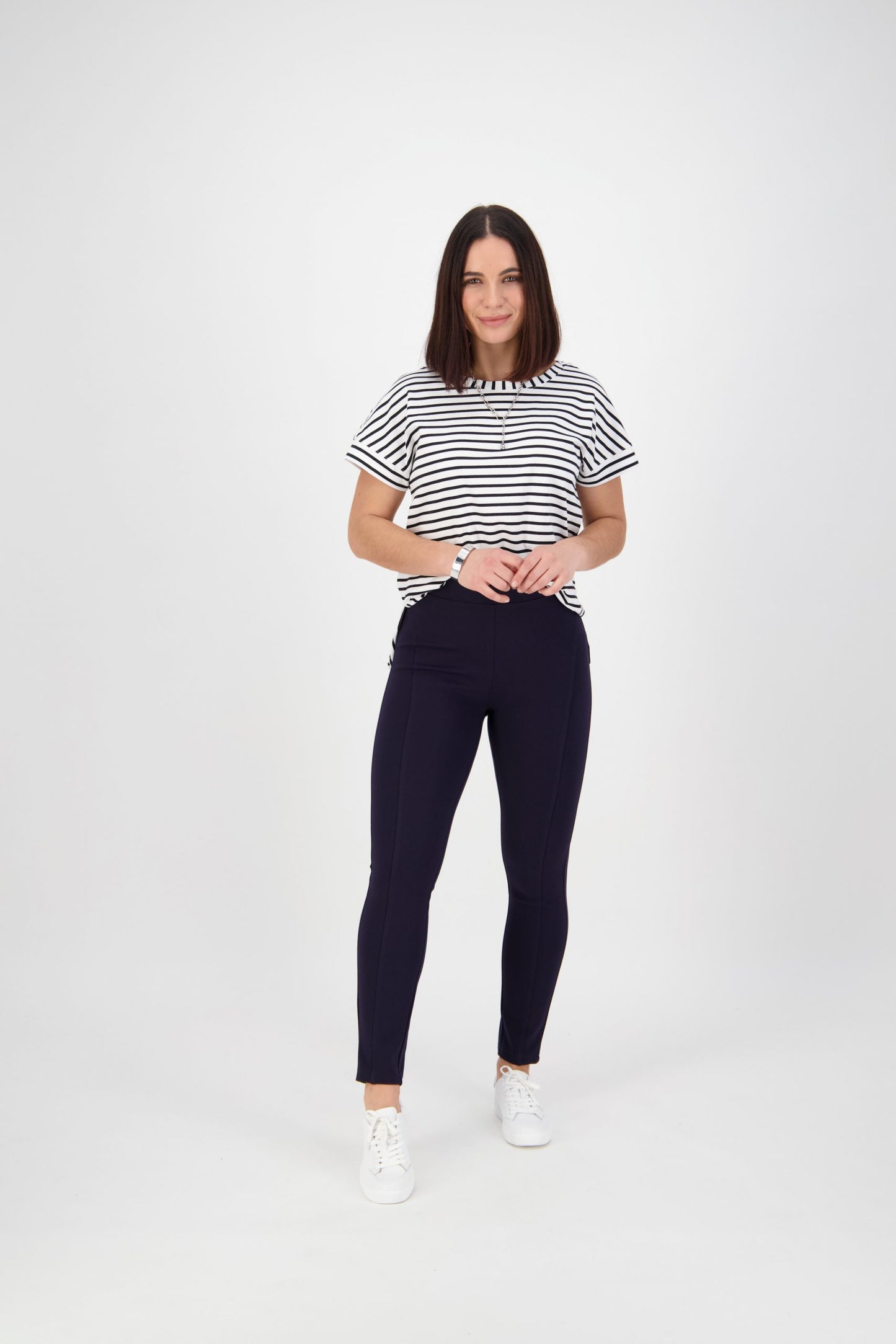 Vassalli Skinny Leg Ankle Grazer Ponti Pull On Navy | V12105