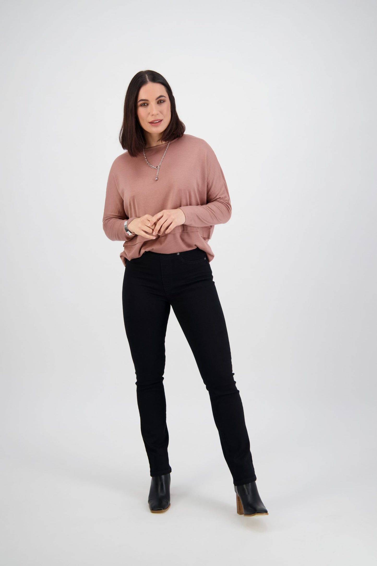 Vassalli Slim Leg Full Length Denim Pull On Black | V234DN