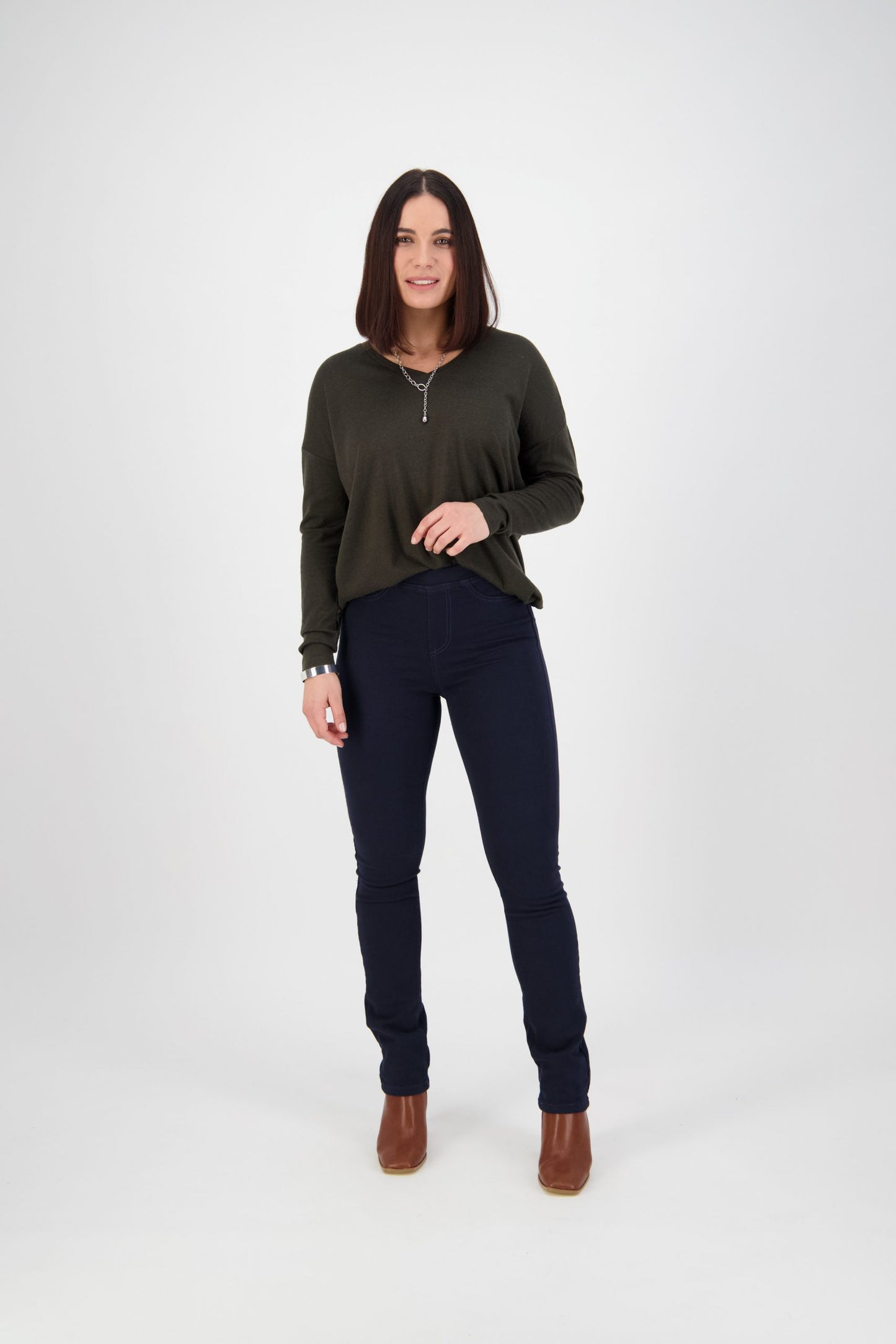 Vassalli Slim Leg Full Length Knit Denim Pull On Carbon | V234K