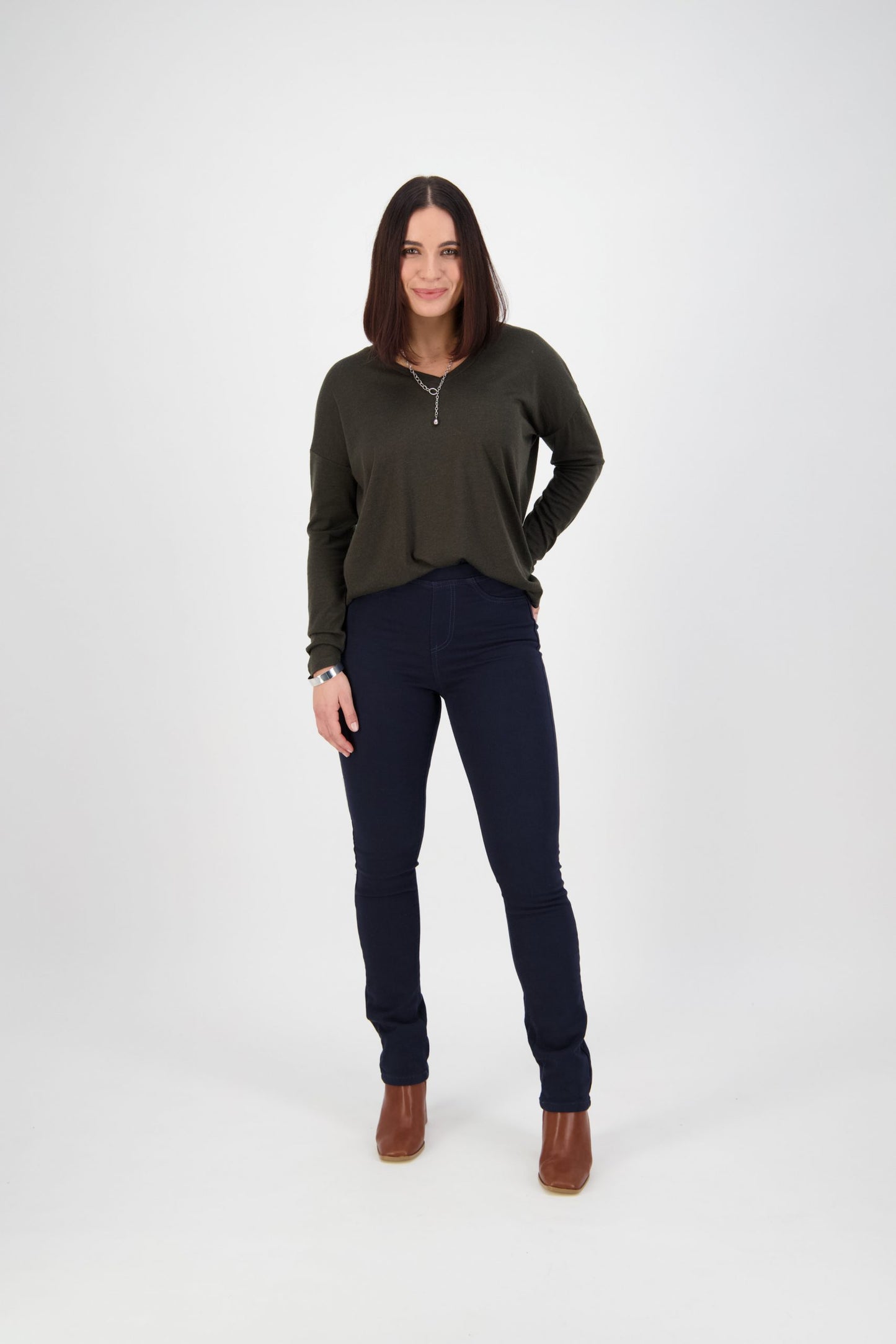 Vassalli Slim Leg Full Length Knit Denim Pull On Carbon | V234K
