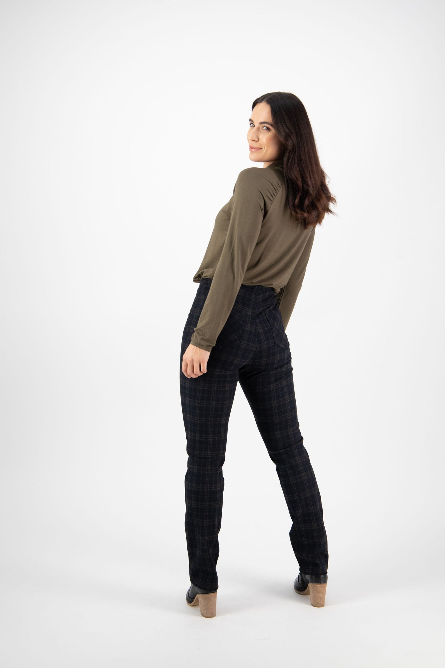 Vassalli Slim Leg Full Length Printed Ponti Pull On Chelsea | V234