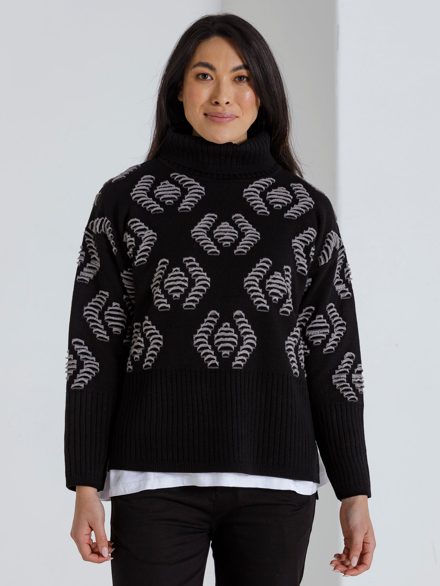 Marco Polo L/S Open Texture Black | MP33460