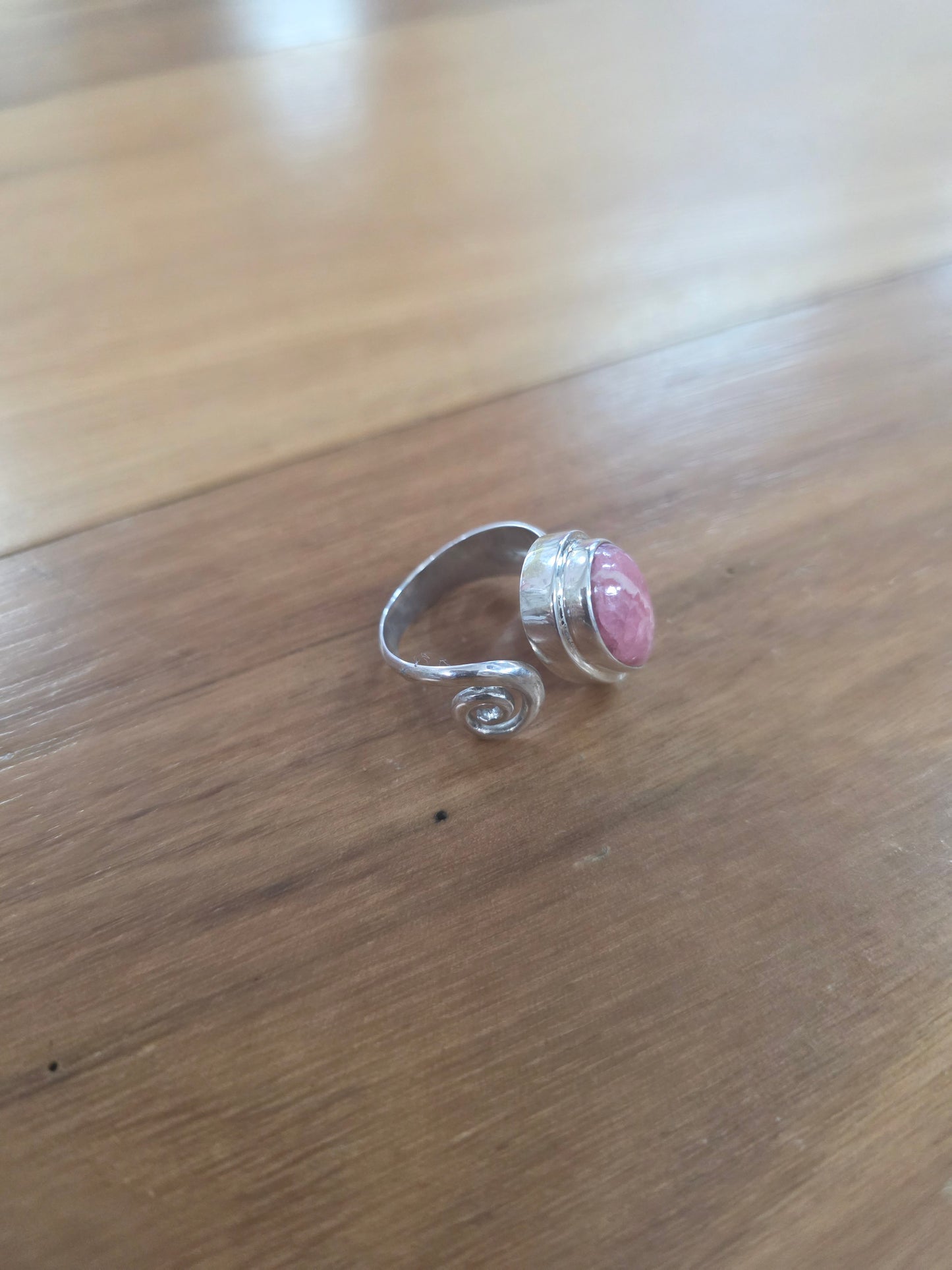 The Merchant of Venus - Sterling Silver Teardrop Rhodochrosite Ring – Size 8