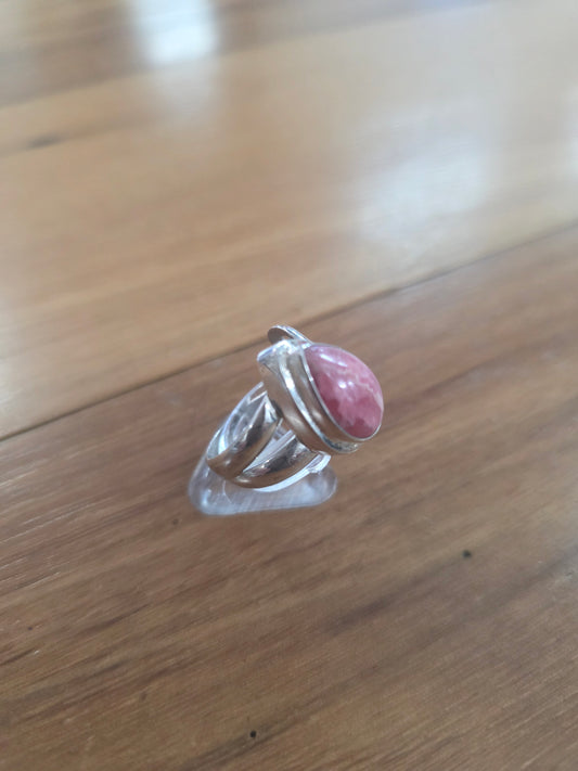 The Merchant of Venus - Sterling Silver Teardrop Rhodochrosite Ring – Size 8