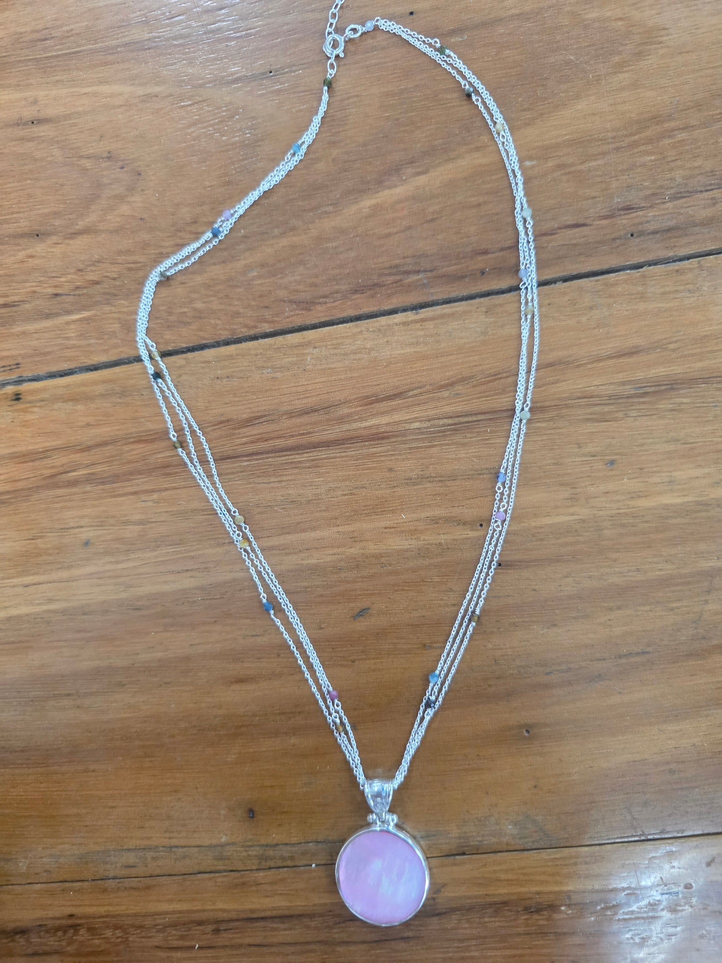 The Merchant of Venus Reversible Mother of Pearl Necklace