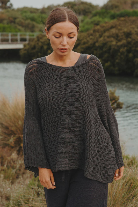 Talamaya - Coast-to-Coast Pullover Black Sand | 7SKF102