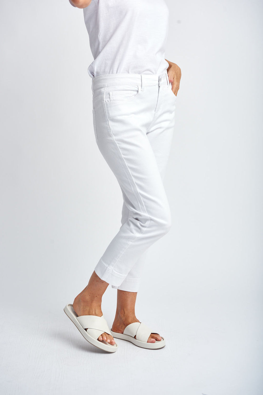 Goondiwindi Cotton - Denim Capri Pant White | G5252