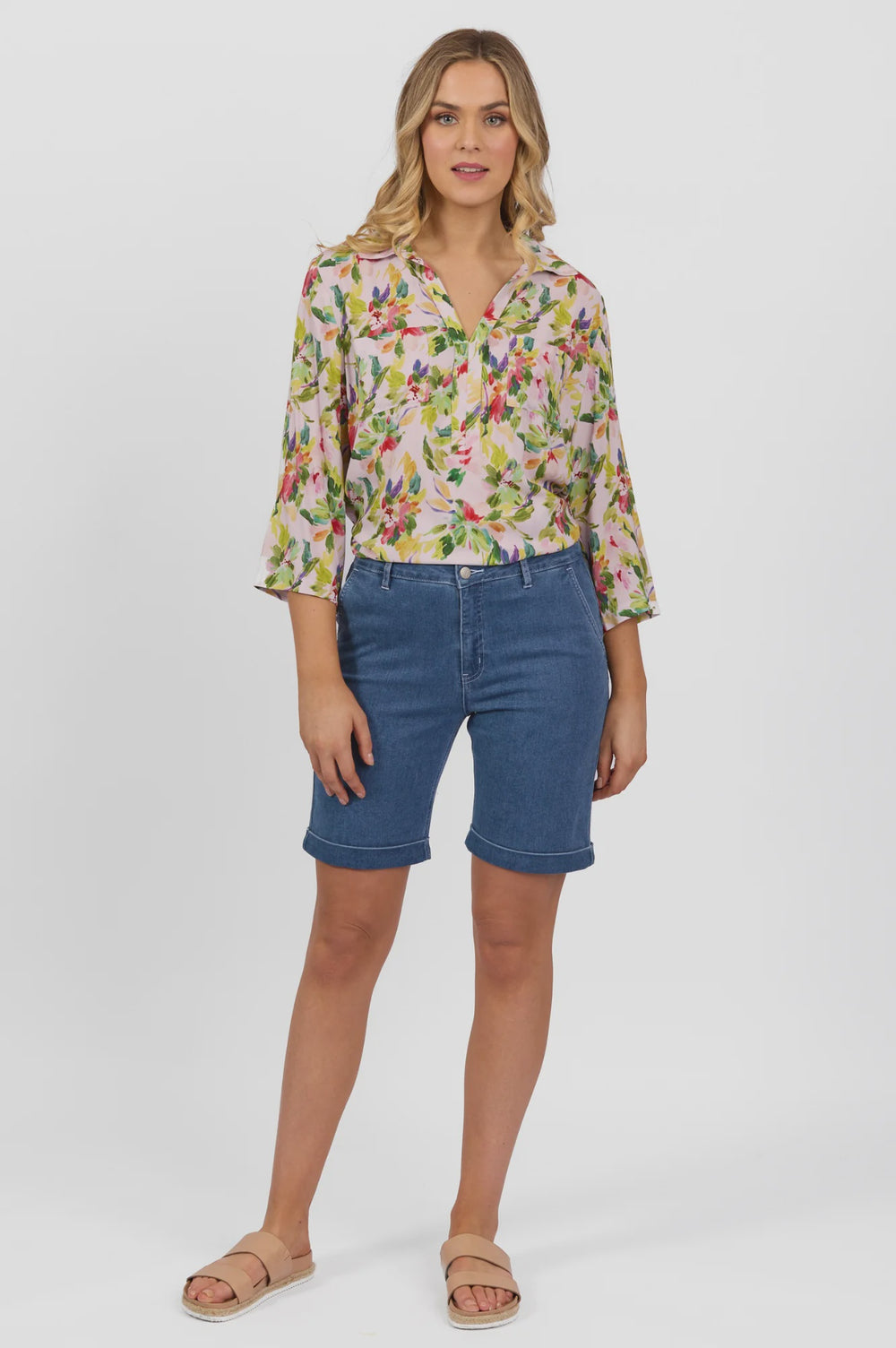 Vassalli - Above The Knee Denim Short - Blue Hue 5775A