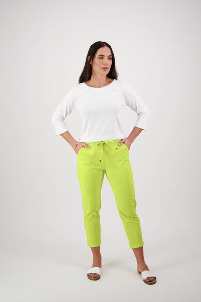 Vassalli - 7/8 Length Skinny Leg Elastic Waist Pant - Lime | V5790