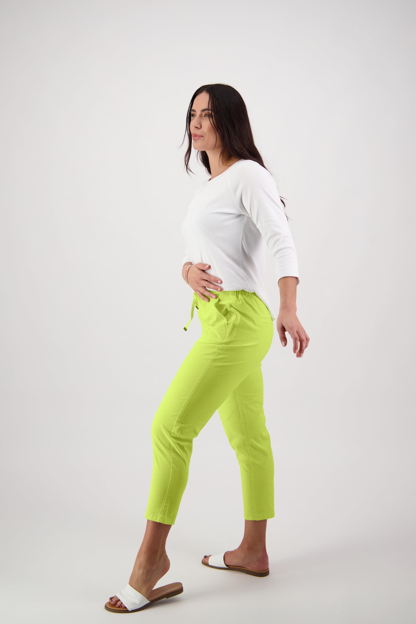 Vassalli - 7/8 Length Skinny Leg Elastic Waist Pant - Lime | V5790