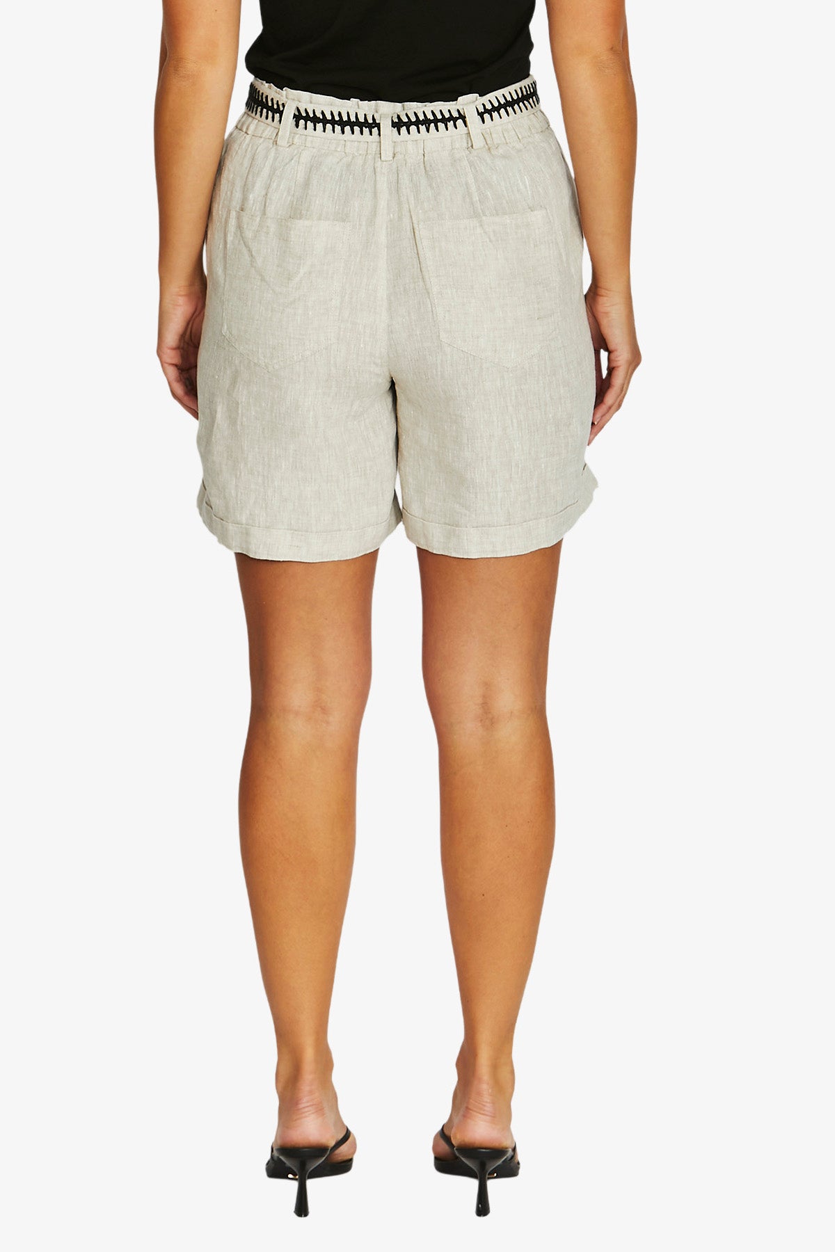 Jump - Contrast Stitch Short | 616J8069A