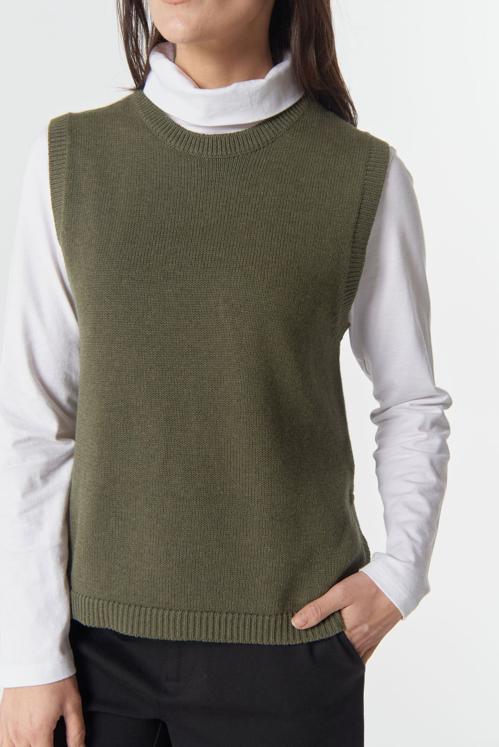 Goondiwindi Cotton - Amber Merino Cotton Vest | 7060M