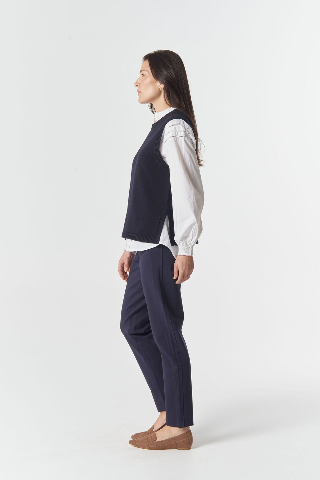 Goondiwindi Cotton - Amber Merino Cotton Vest | 7060M