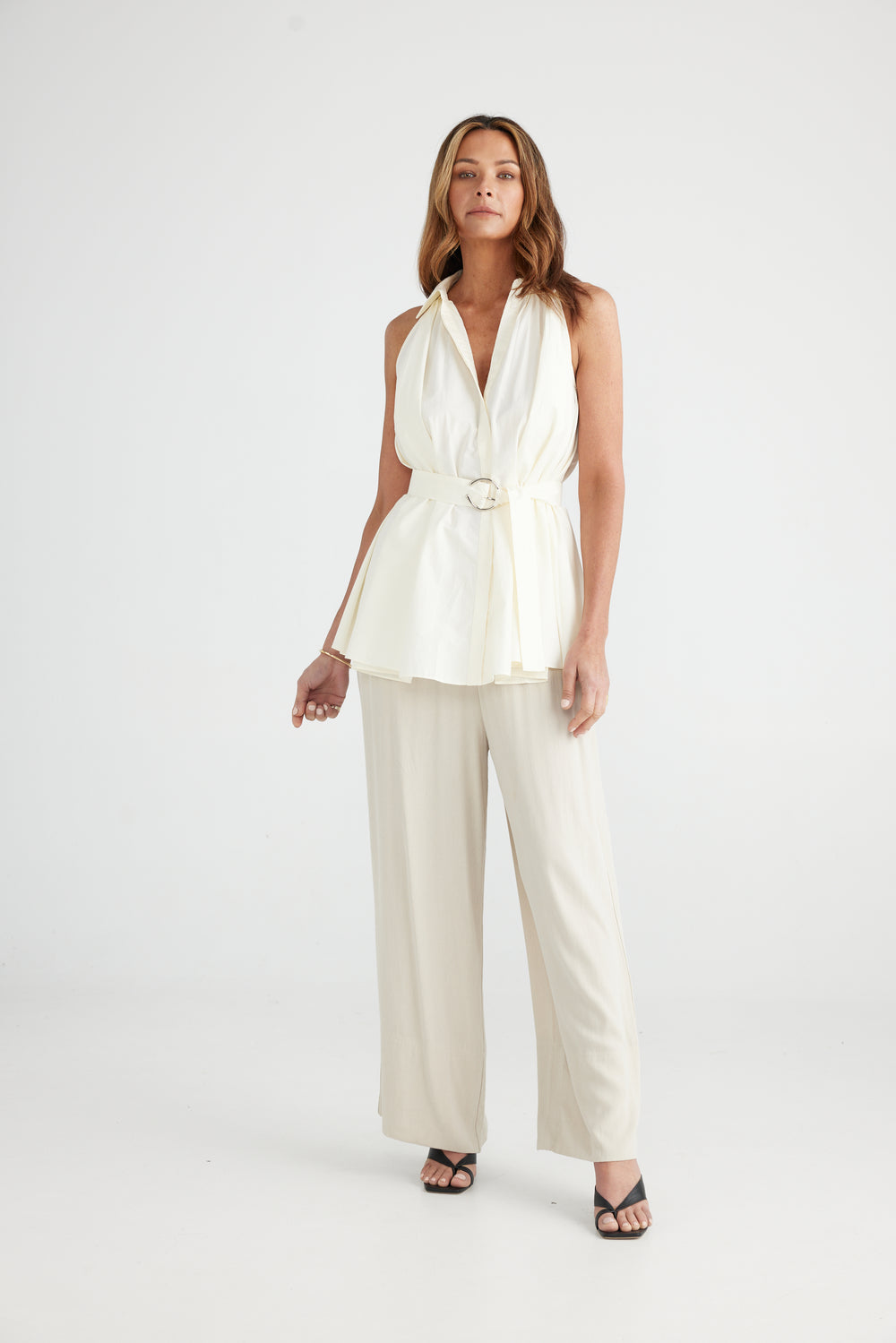 Brave + True - Totem Top White | BT7117-1